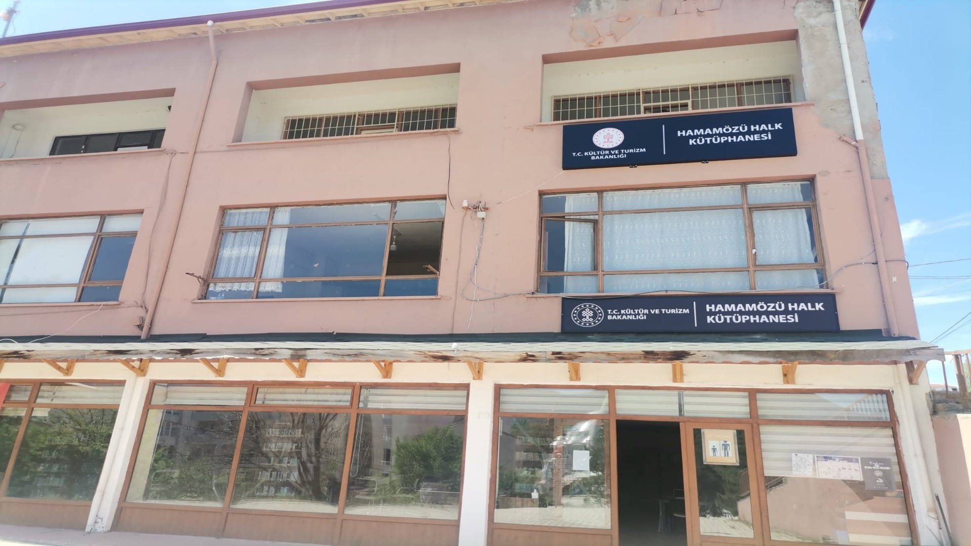 Hamamözü İlçe Halk Kütüphanesi