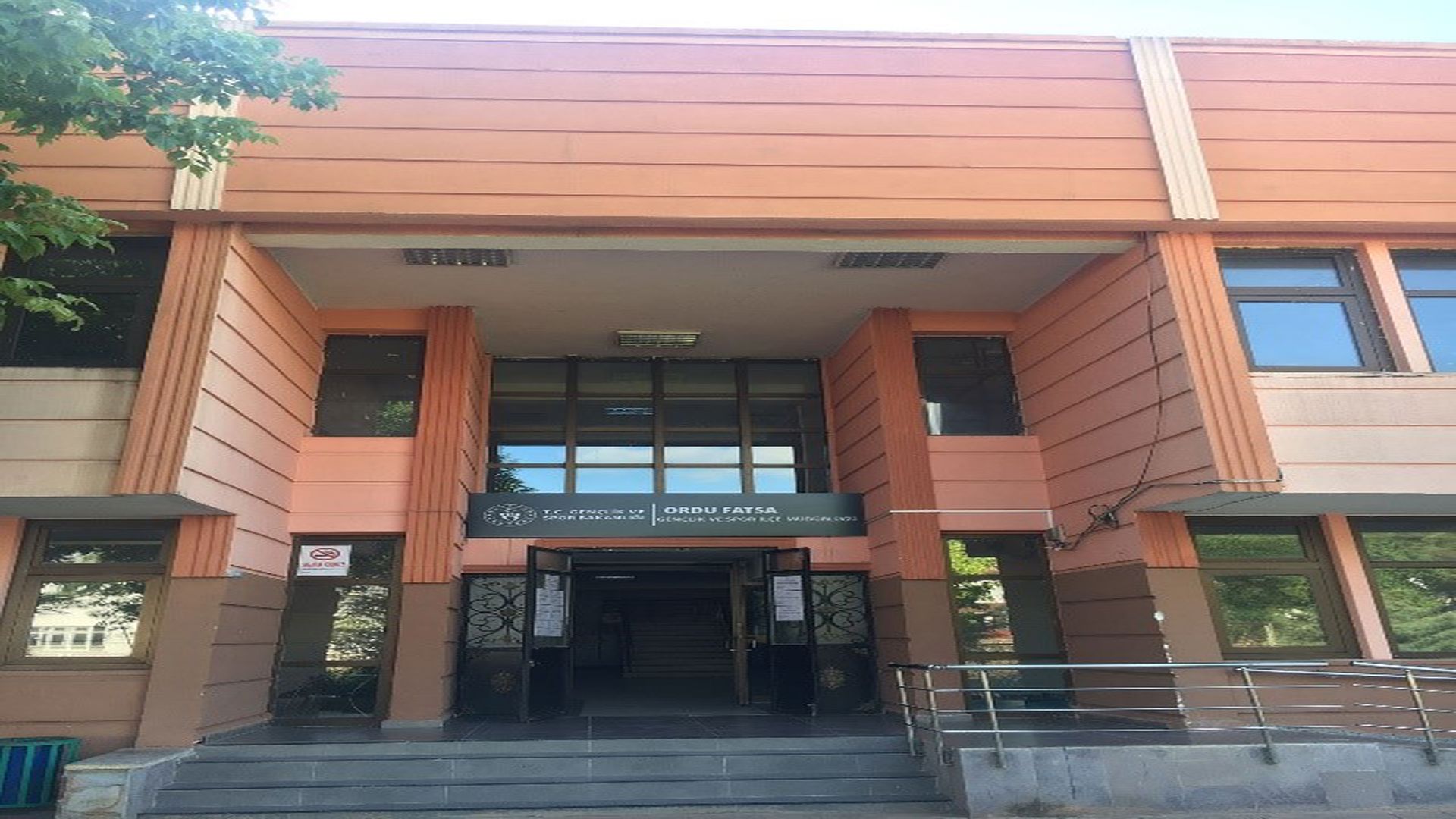 Fatsa 75. Yıl Spor Salonu