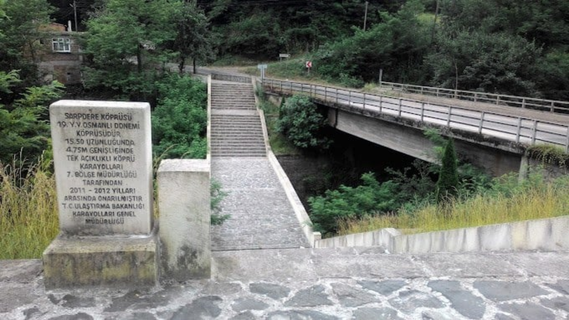 Ulubey Sarpdere Köprüsü