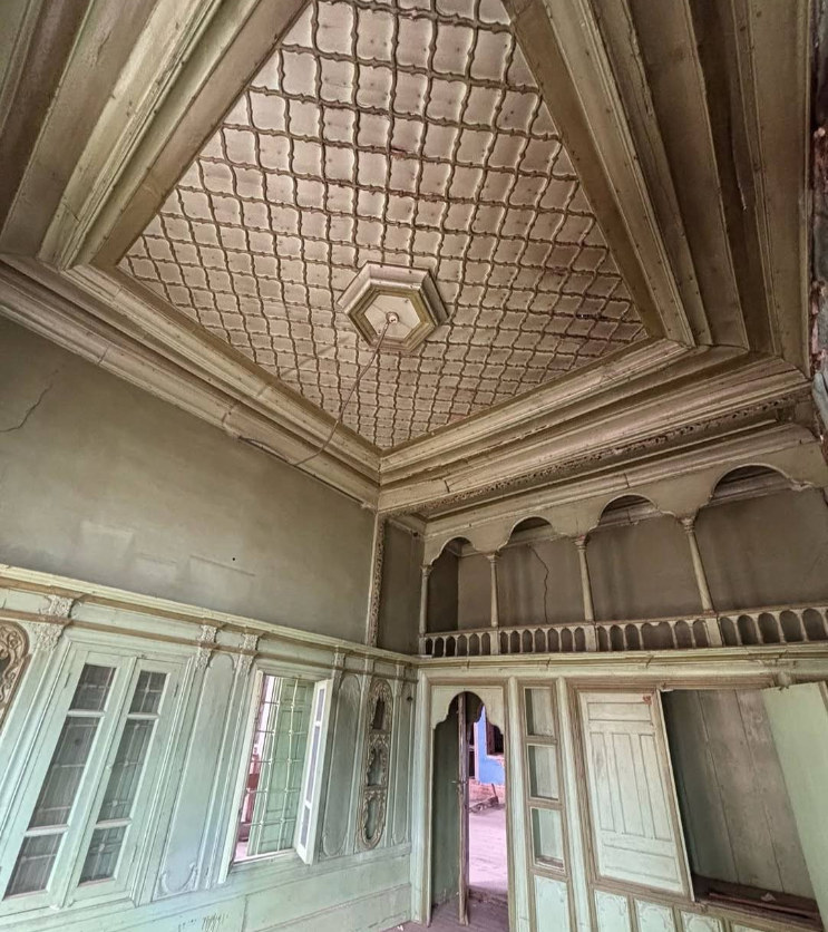 Arpaz Kalesi ve Beyler Konağı