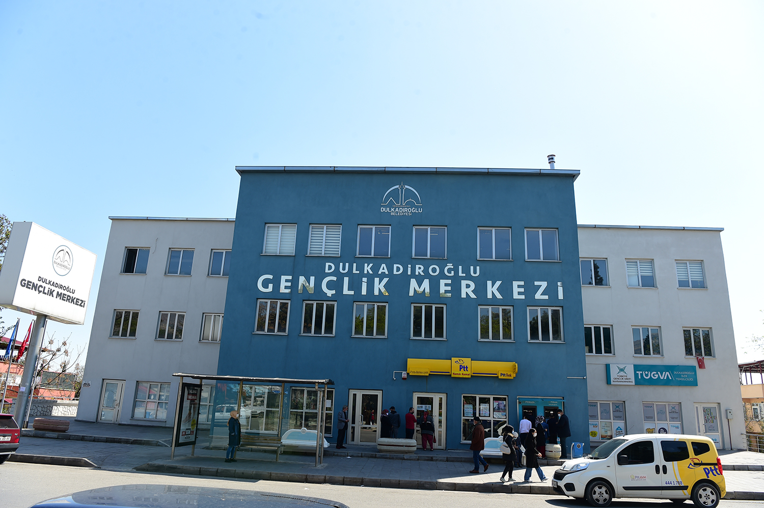 Dulkadiroğlu Gençlik Merkezi