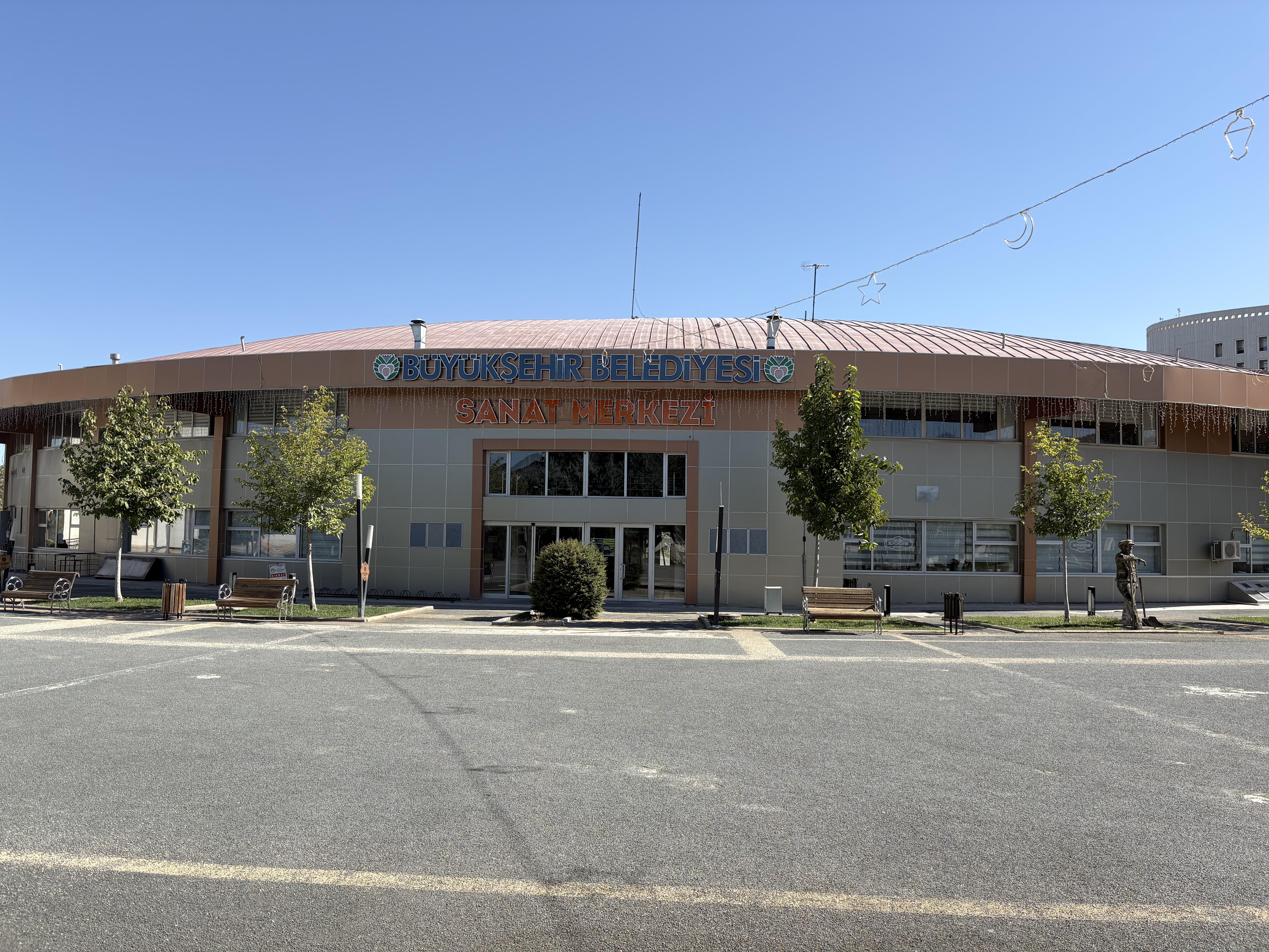 Büyükşehir Belediyesi MABESEM Tiyatro Atölyeleri