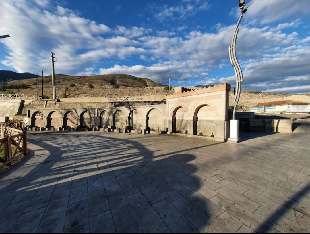 Erzincan Ekşisu Mesire  Alanı