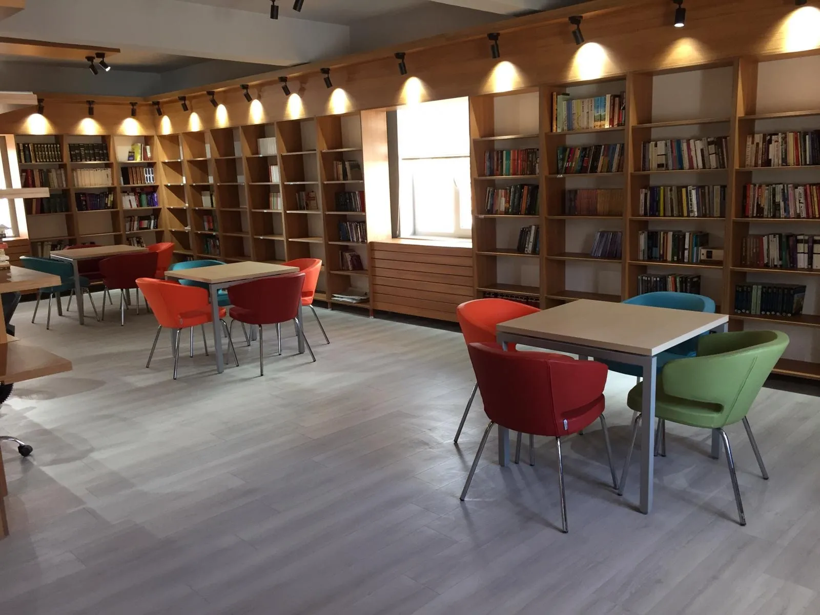 Merkez Gençlik Merkezi