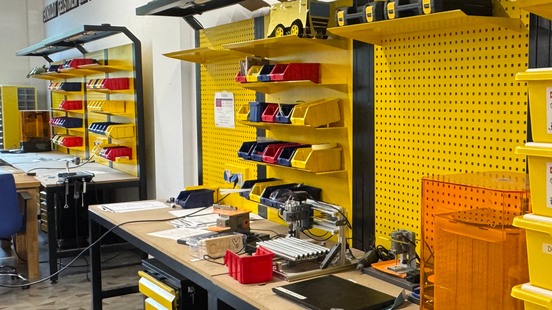 Özdemir Bayraktar Bilim Merkezi