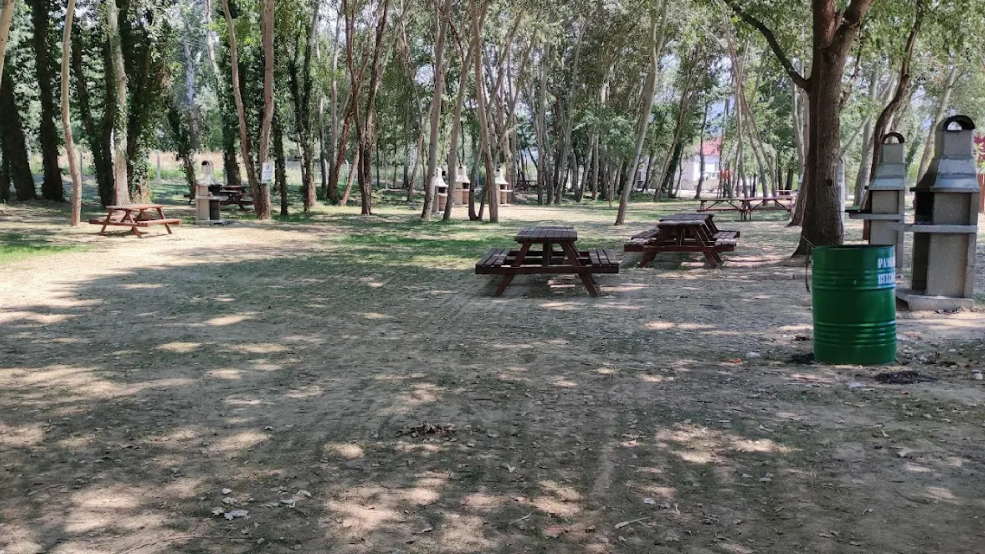 Özbek Mesire Alanı