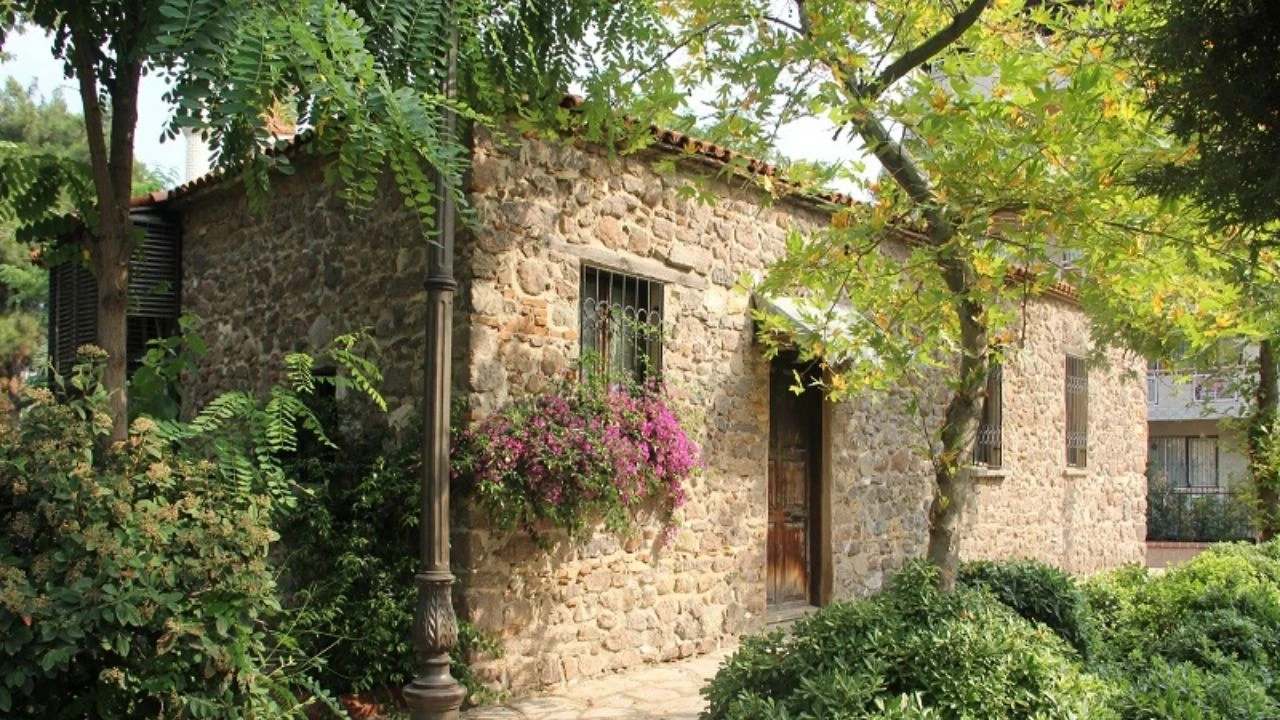 Reşat Nuri Güntekin Çocuk Kitaplığı