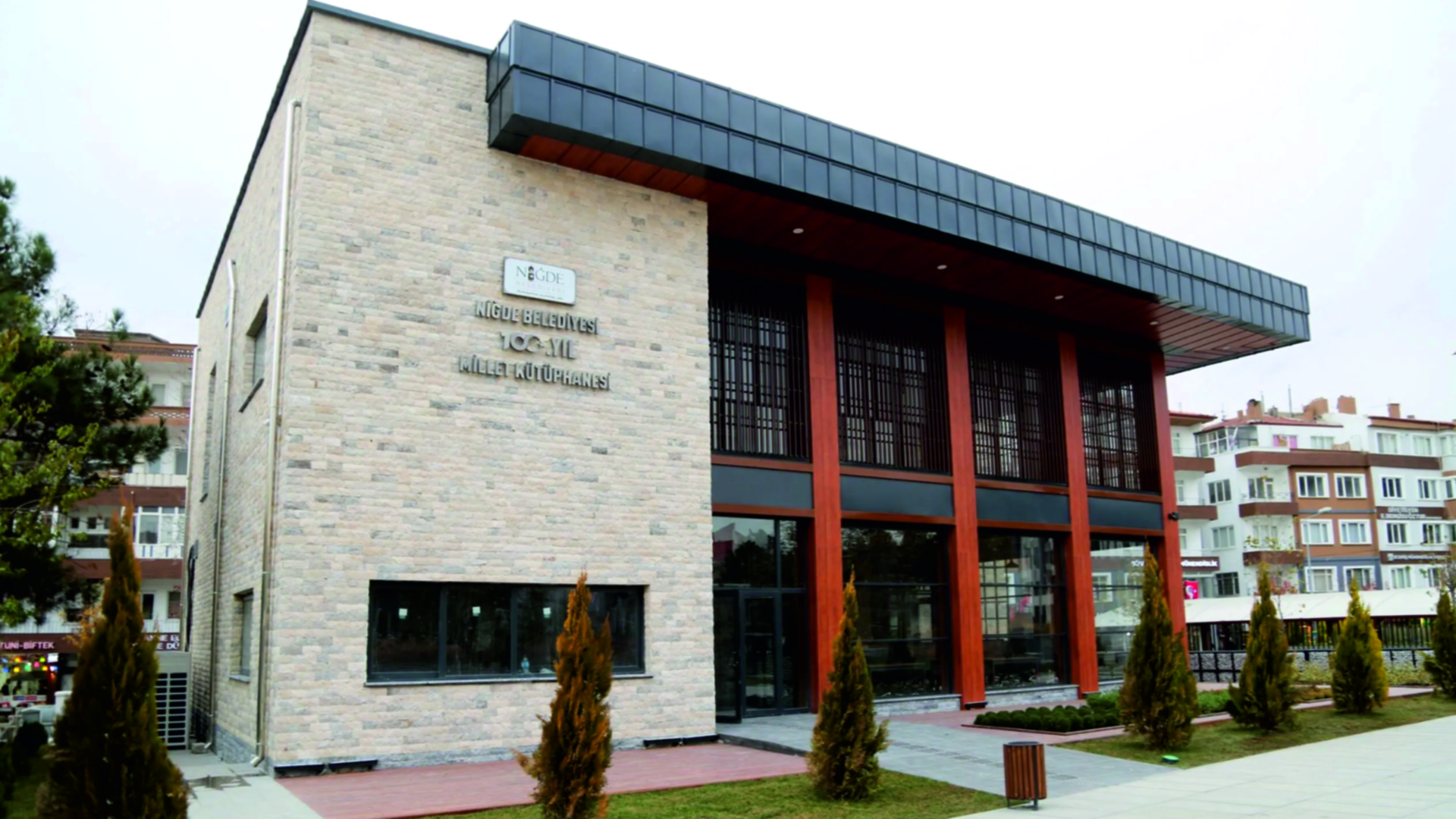 Niğde Belediyesi 100. Yıl Millet Kütüphanesi