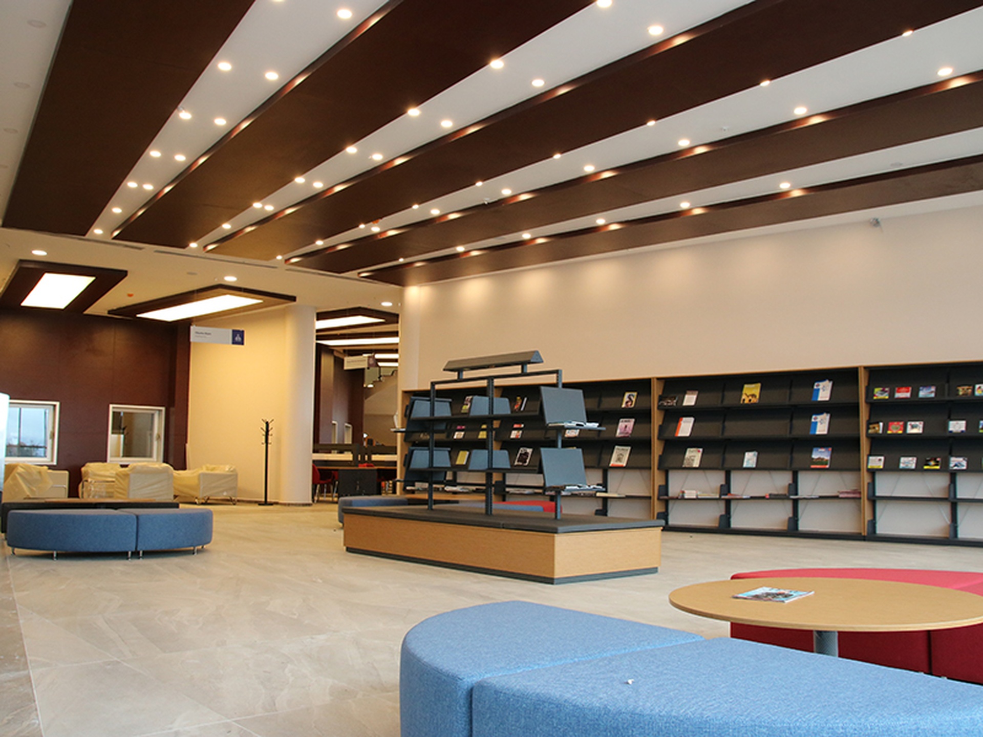 Burdur Prof. Dr. İlhan Varank  Kütüphanesi