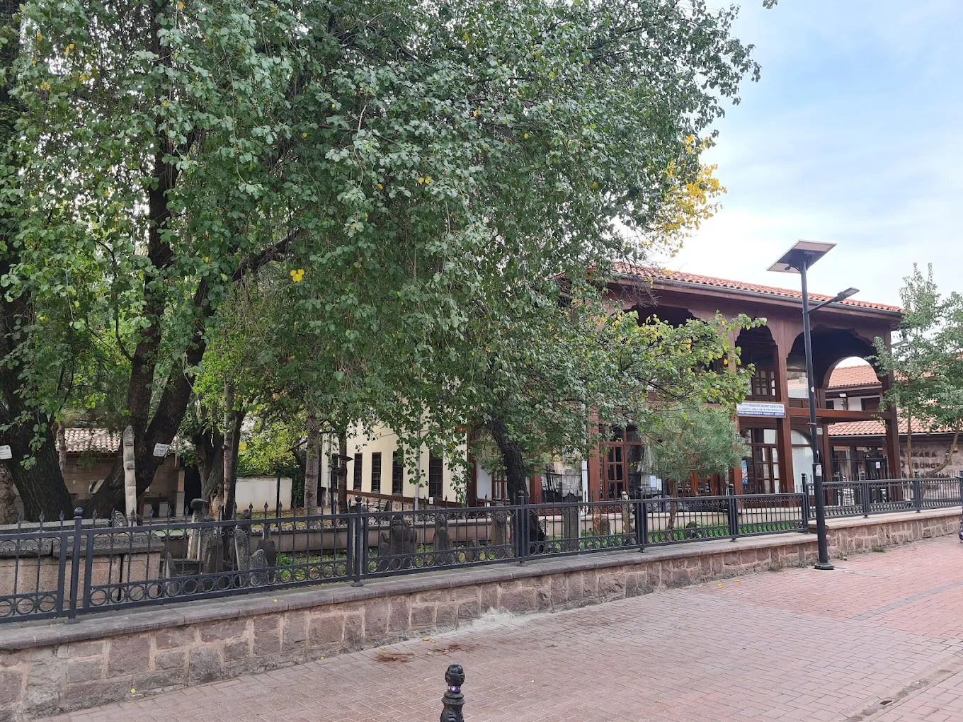 Sarıkadı (Mimarzade) Camii