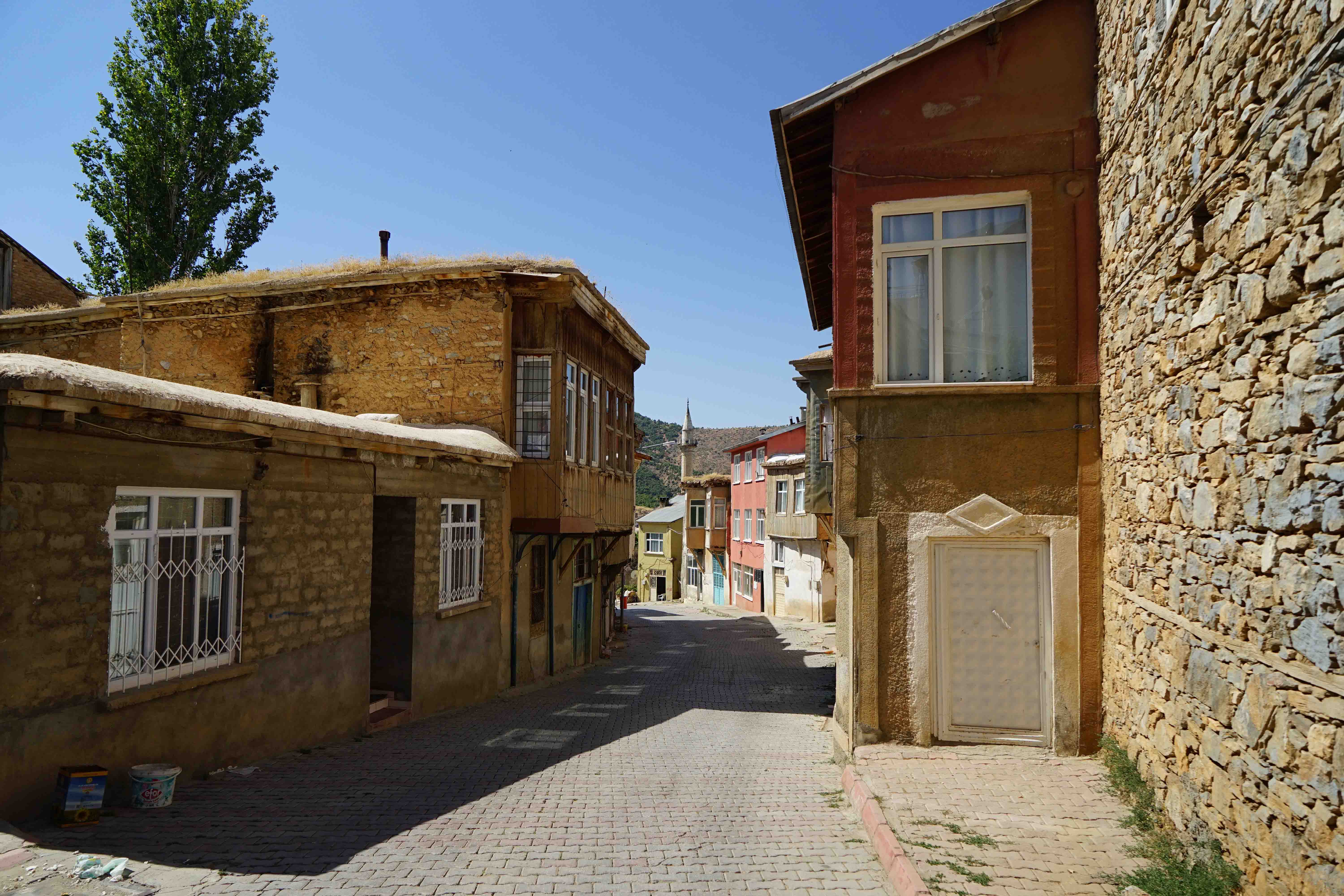 Pütürge Geleneksel Köy Evleri