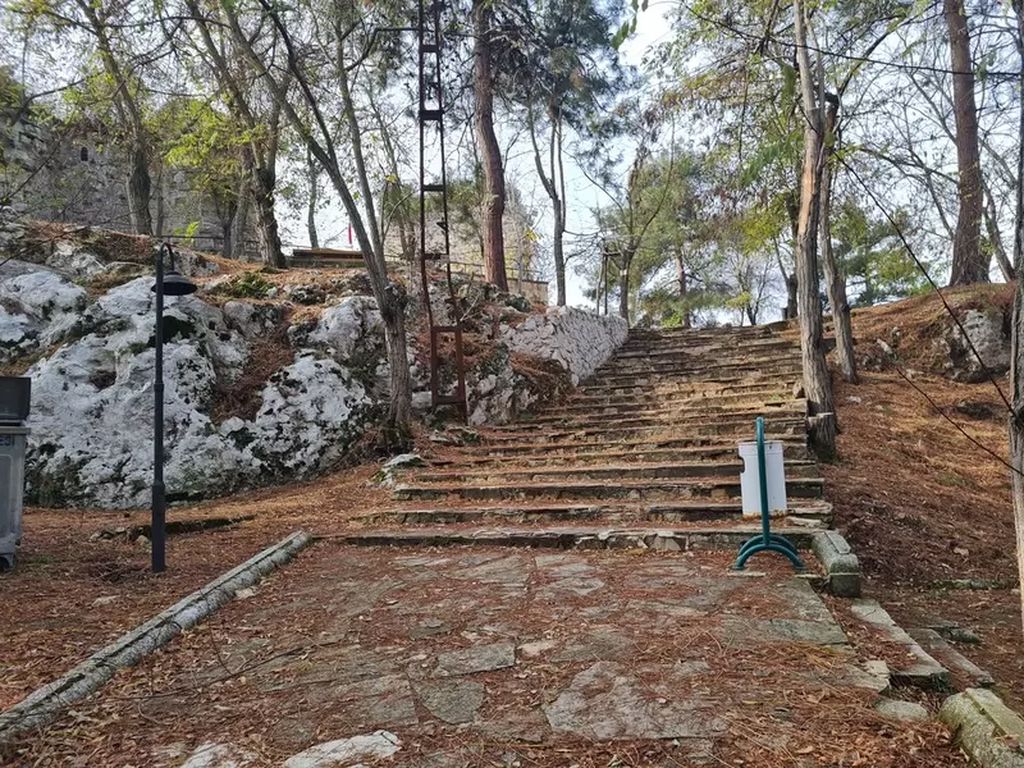 Gözne Kalesi - Mersin