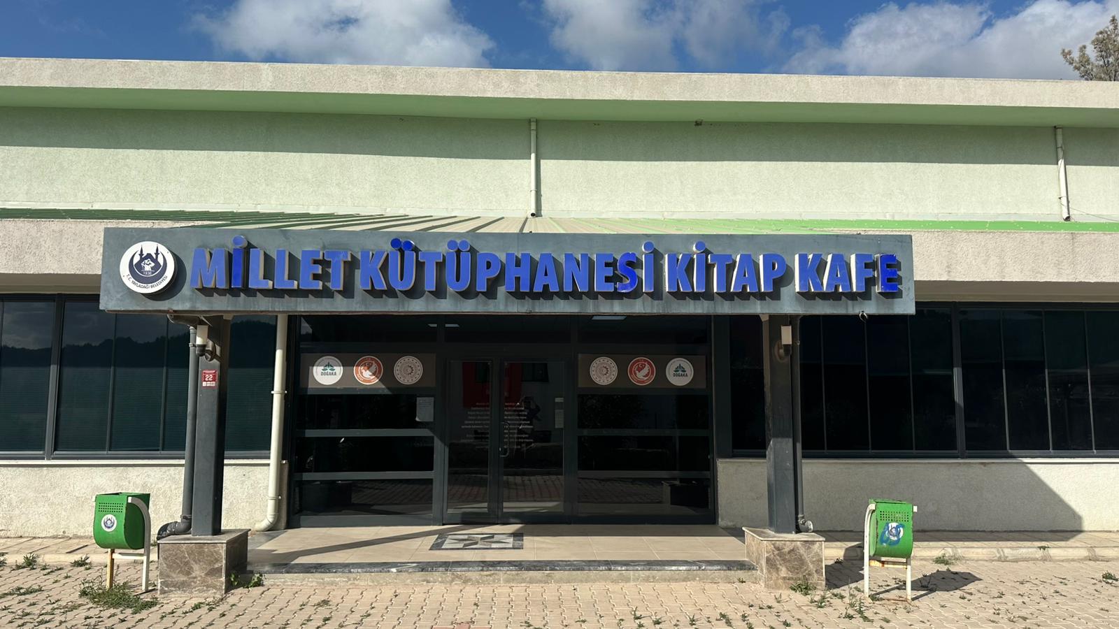 Millet Kütüphanesi Kitap Kafe