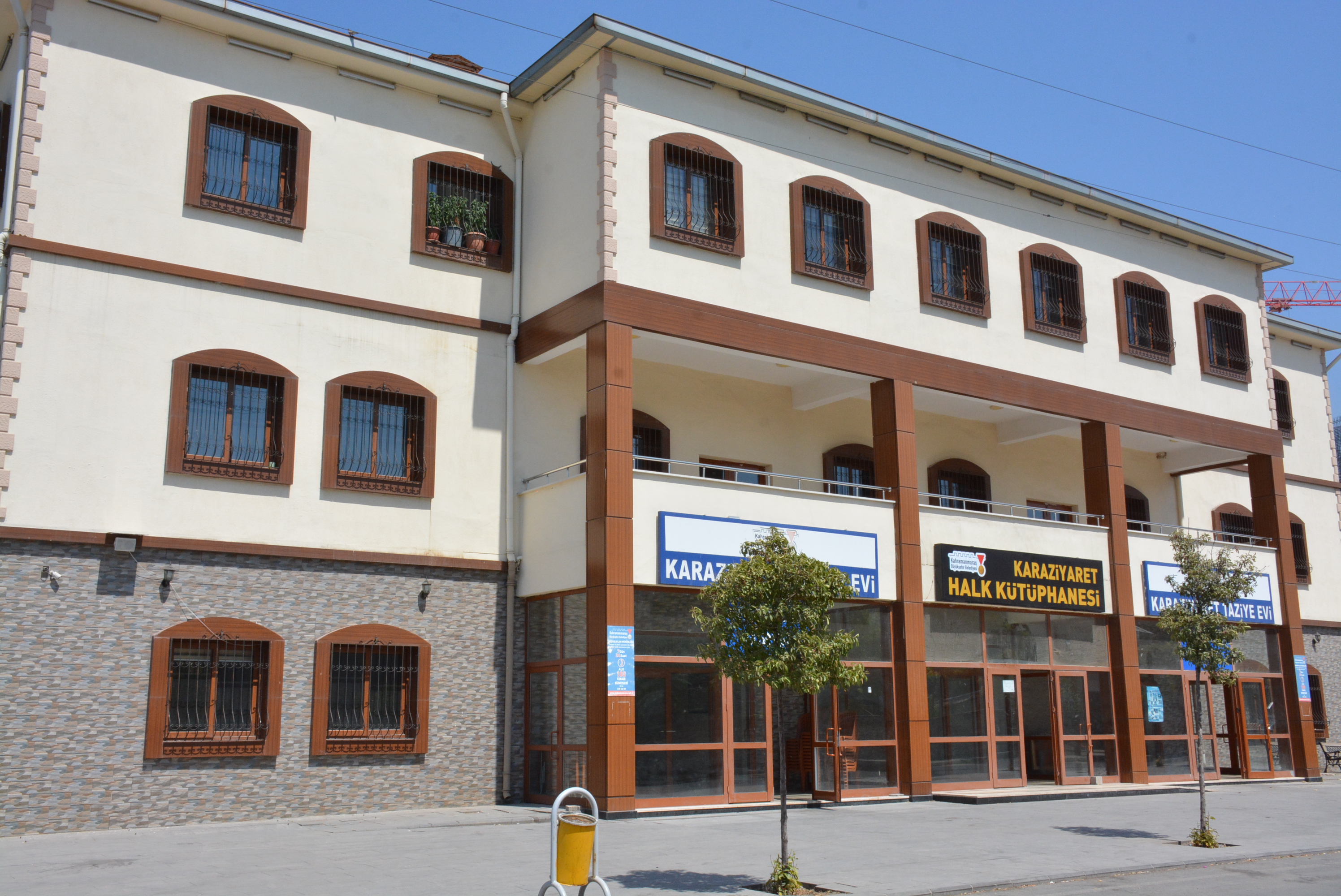 Karaziyaret Halk Kütüphanesi