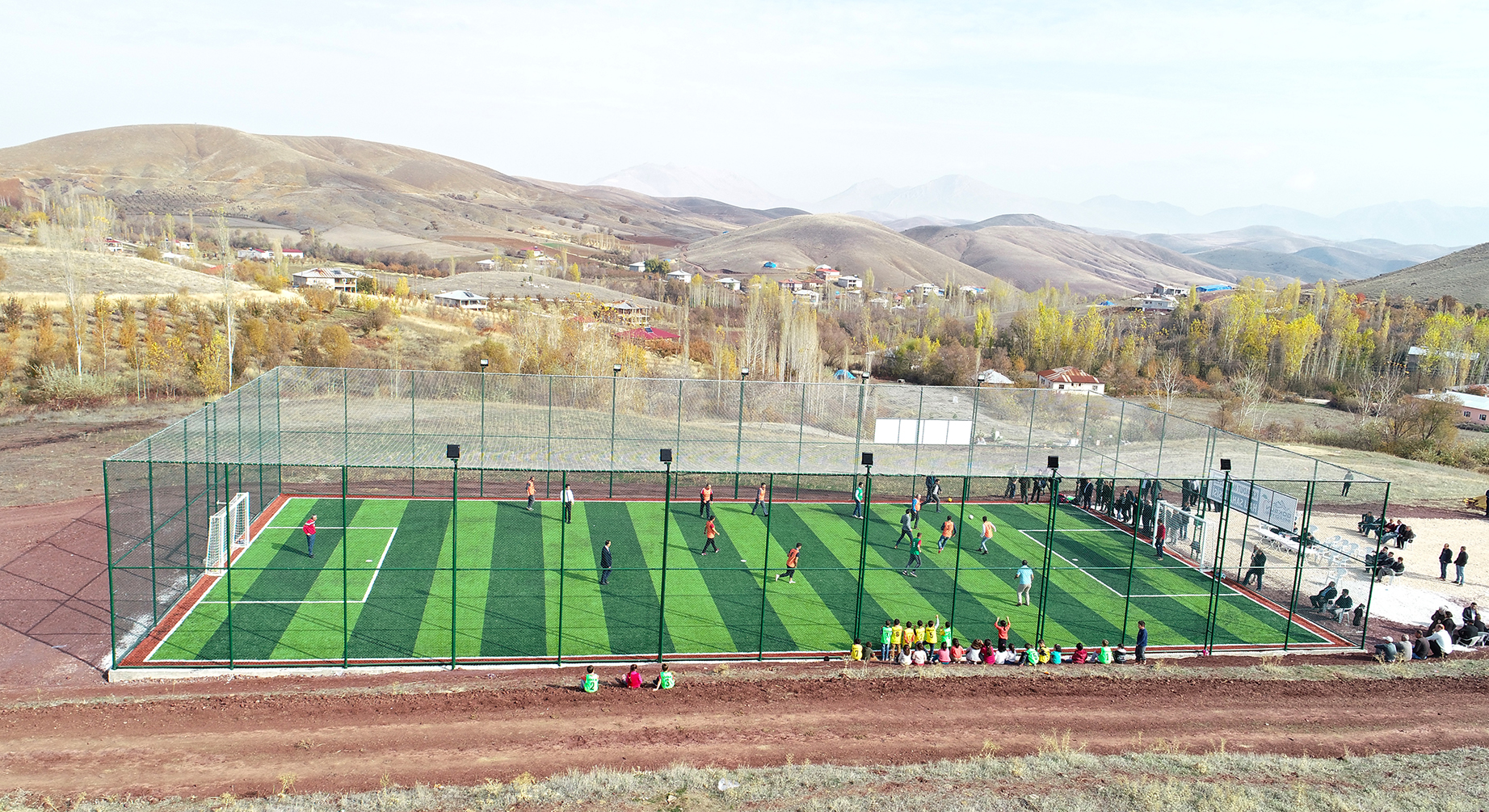 Karadut Mahallesi Halı Saha