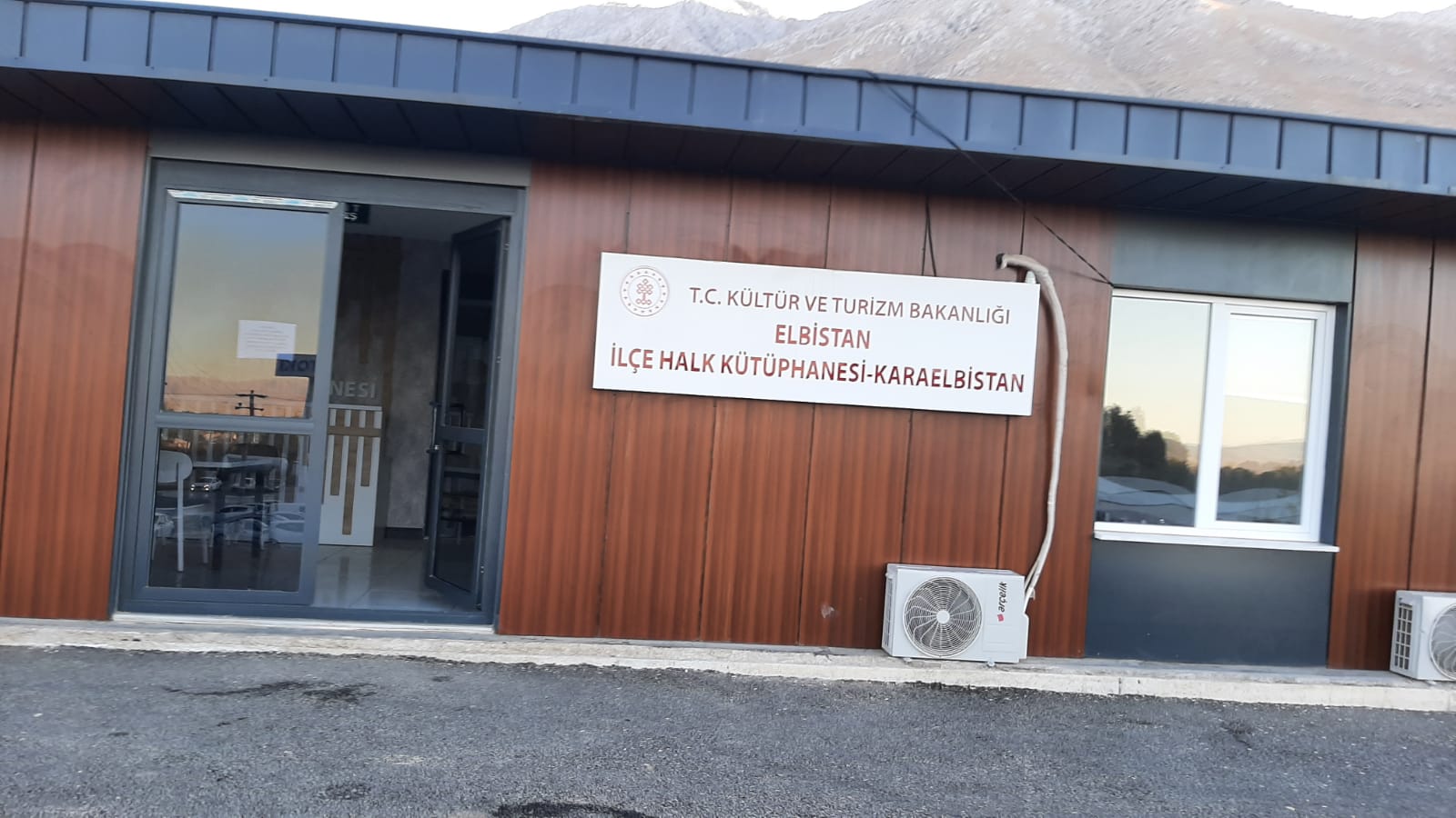 Karaelbistan İlçe Halk Kütüphanesi