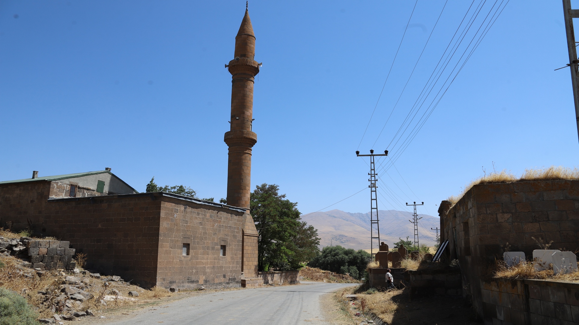 Bulanık Mollakent Camii