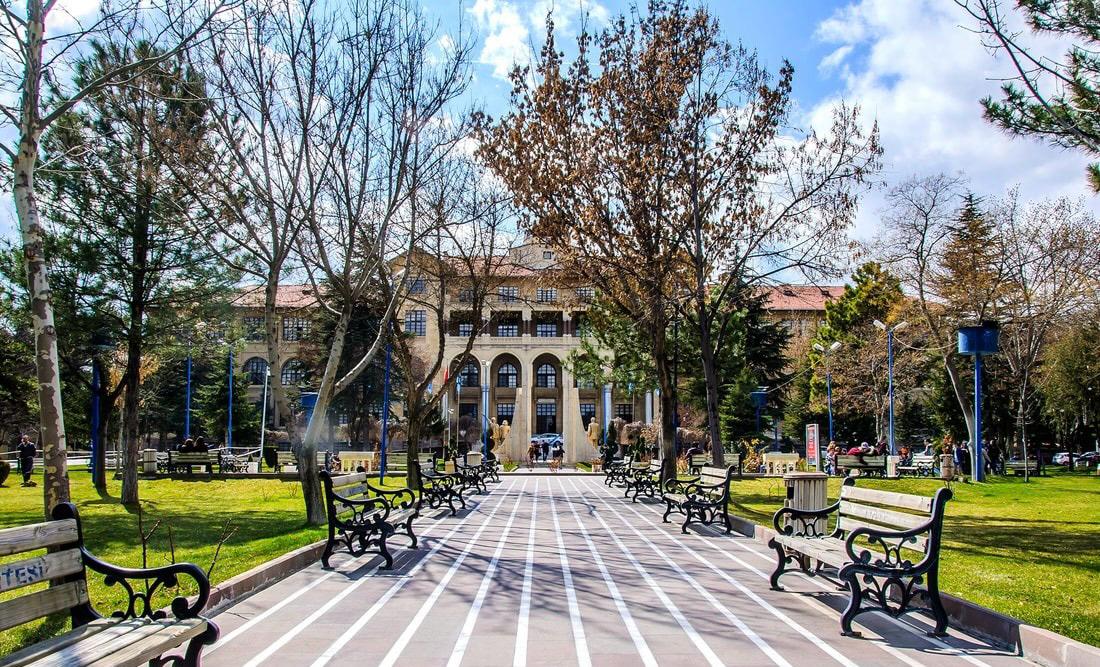 Gazi Üniversitesi Resim Heykel Müzesi