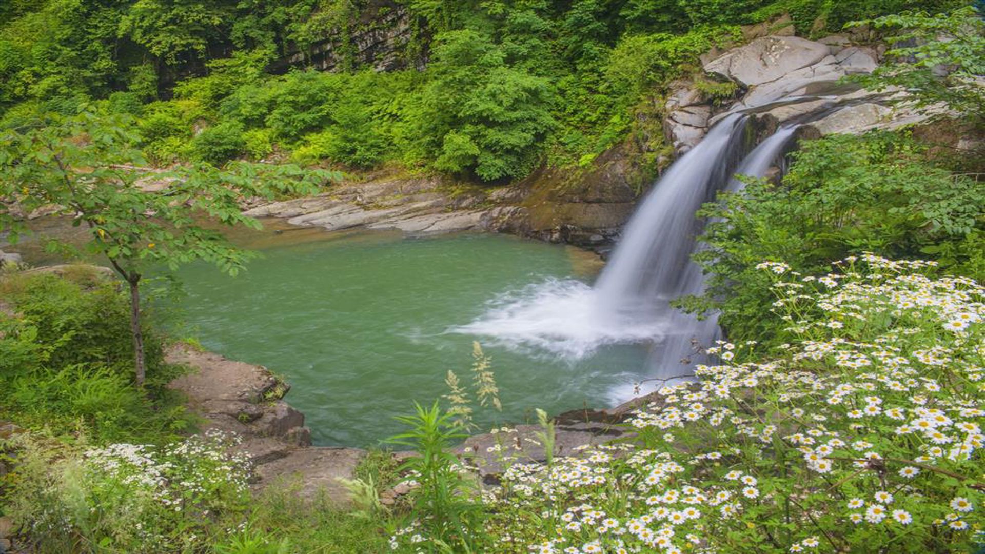 Karaoluk Çiseli Şelalesi