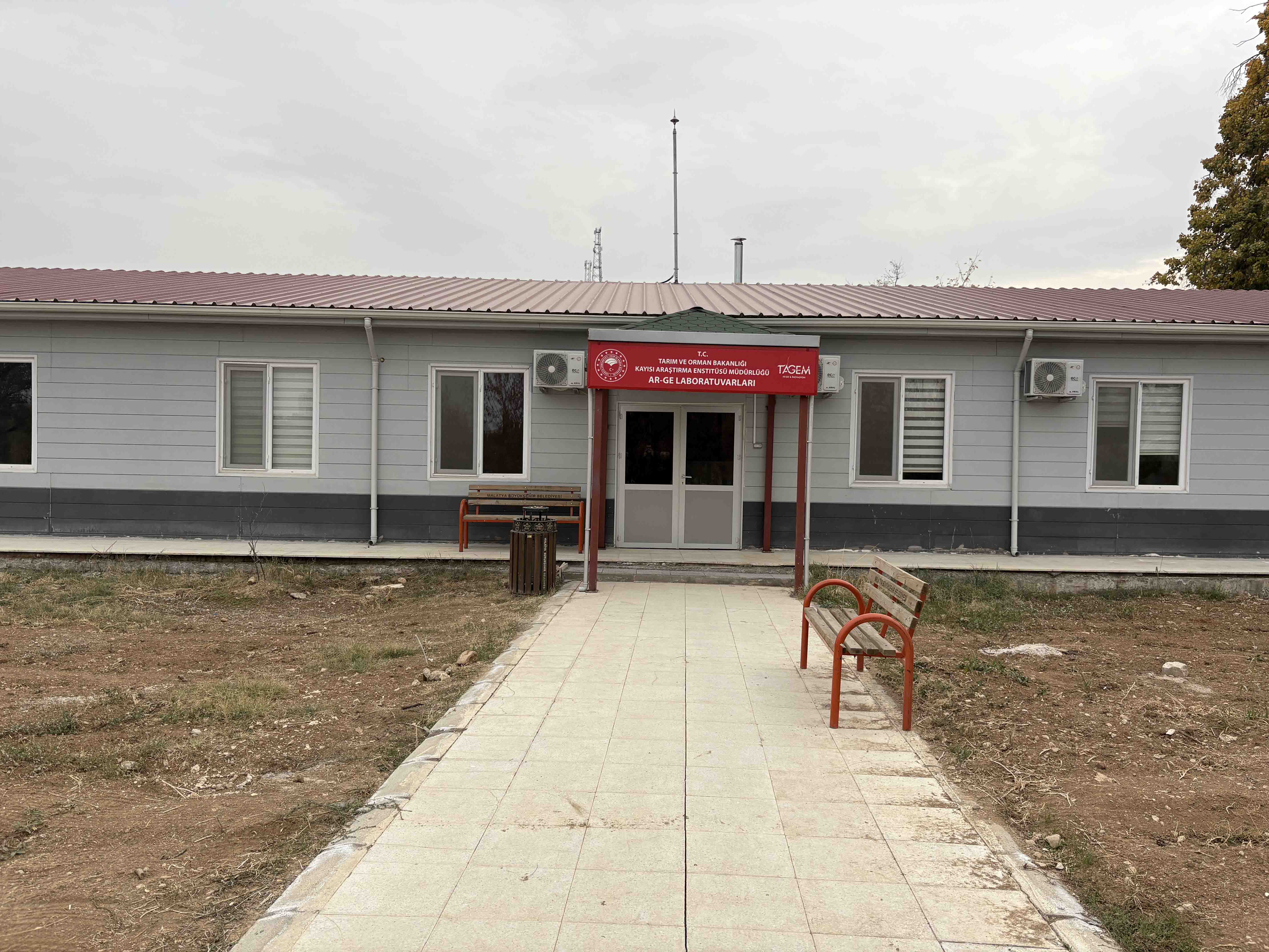 Kayısı Araştırma Enstitüsü Toprak Bitki Analiz Laboratuvarı