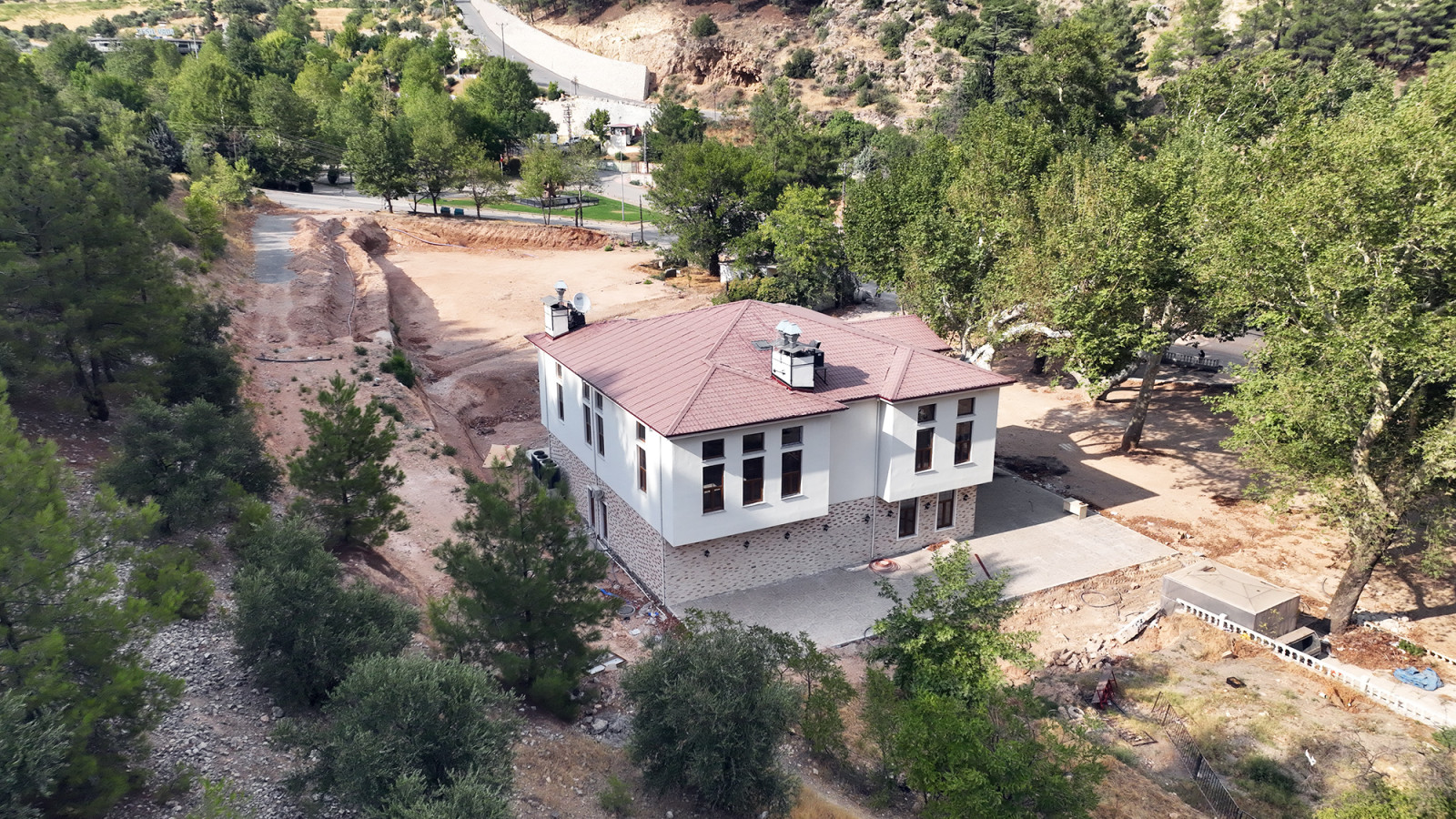 Kırkgöz Çınaraltı Turistik Tesisleri