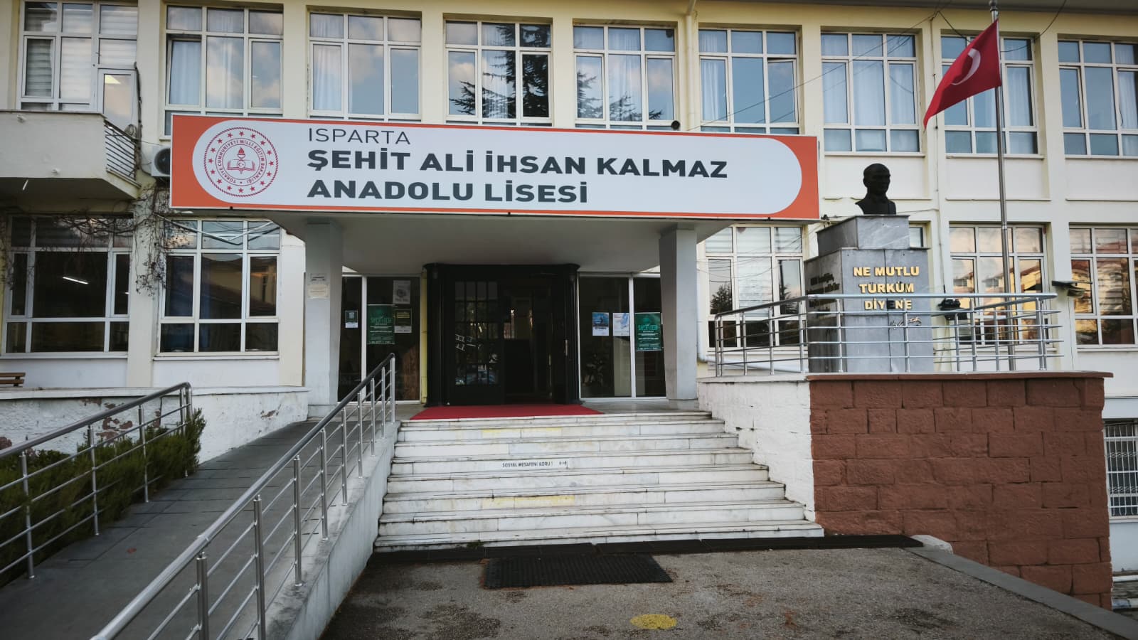 Şehit Ali İhsan Kalmaz Anadolu Lisesi İl Eğitim Tarihi Müzesi