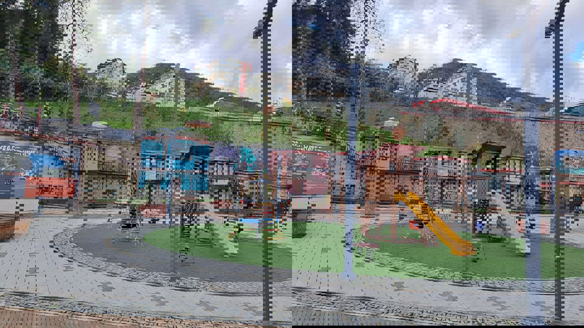 Kirazlimanı Yaşam Merkezi