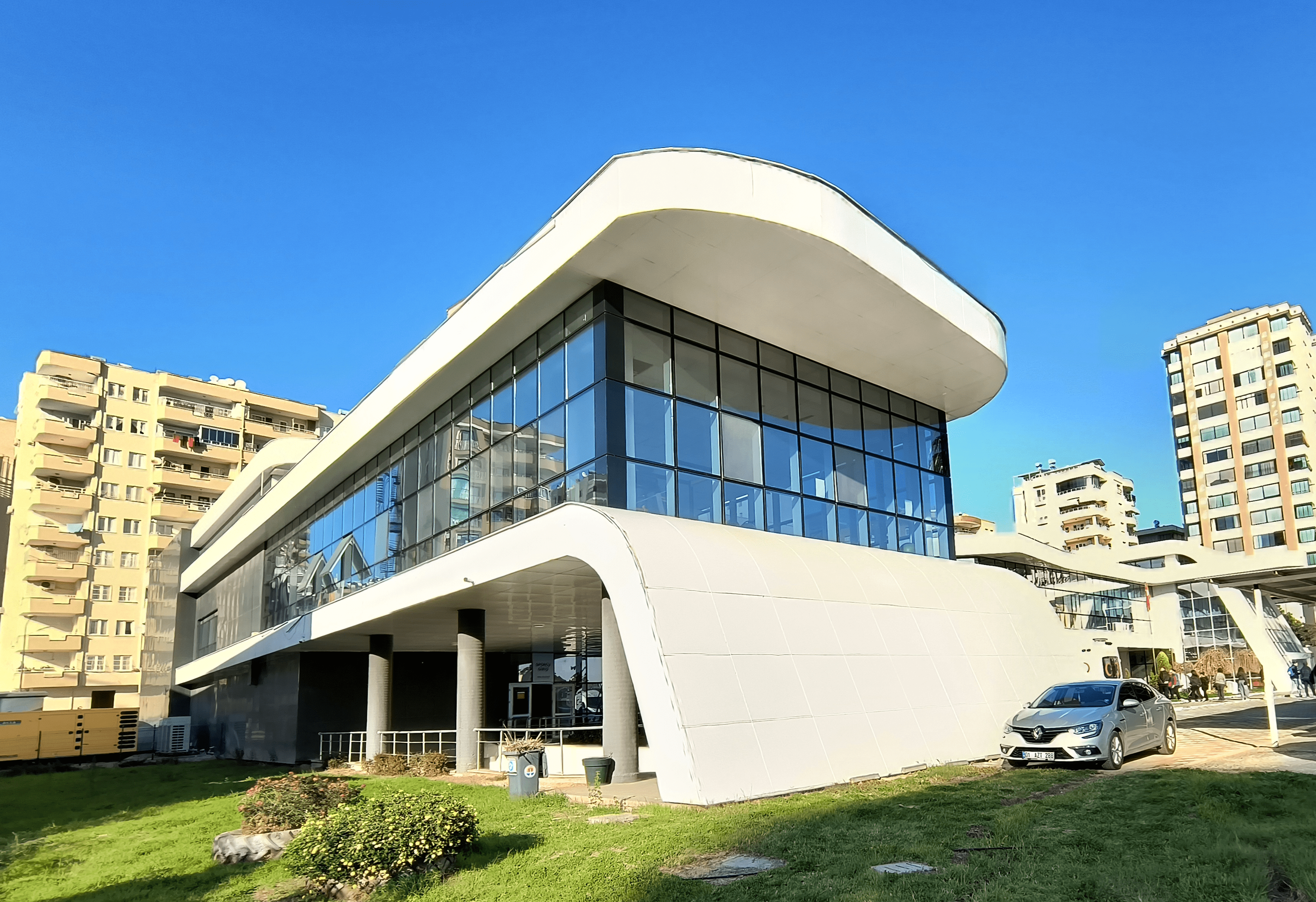 Atatürk ASKİ Spor Salonu