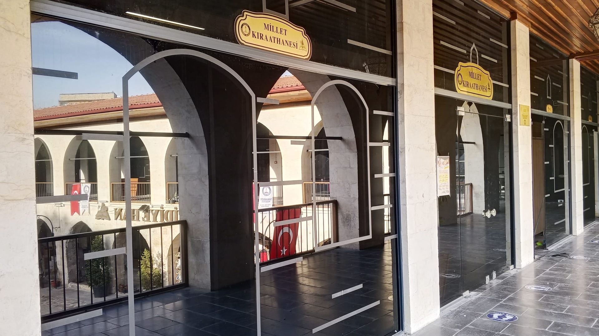 Millet Kıraathanesi