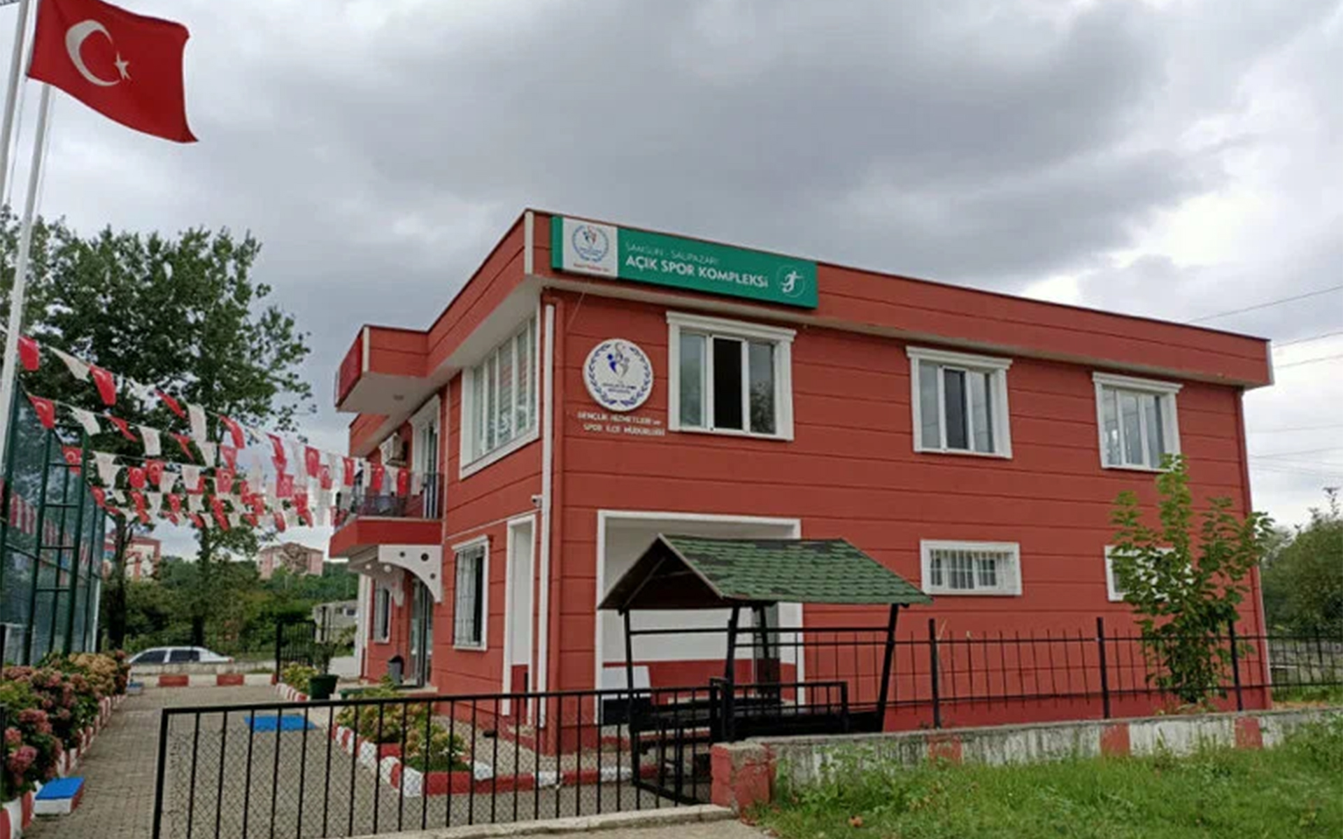 Salıpazarı Spor Kompleksi