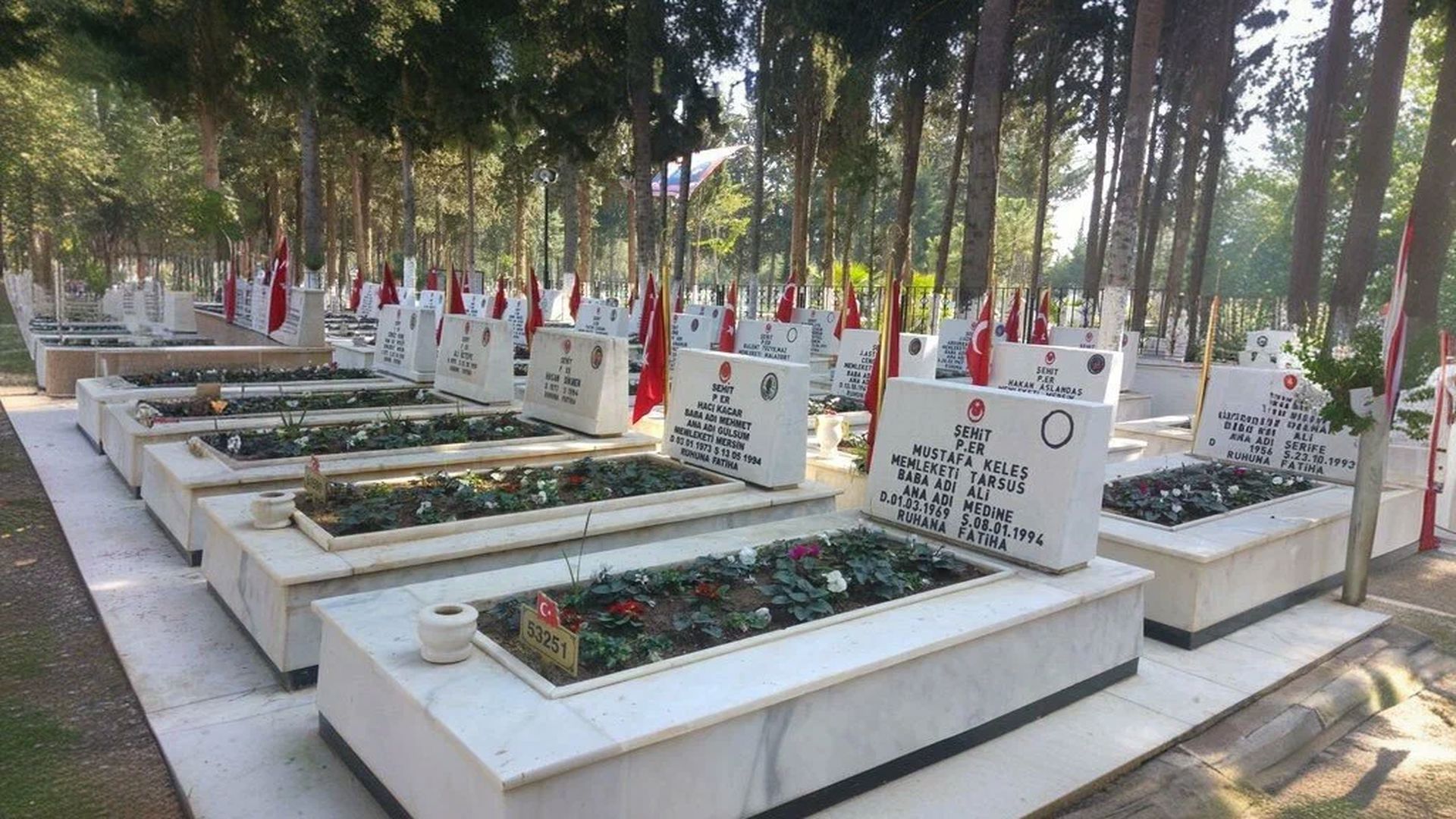 Mersin Şehir Mezarlığı Şehitliği