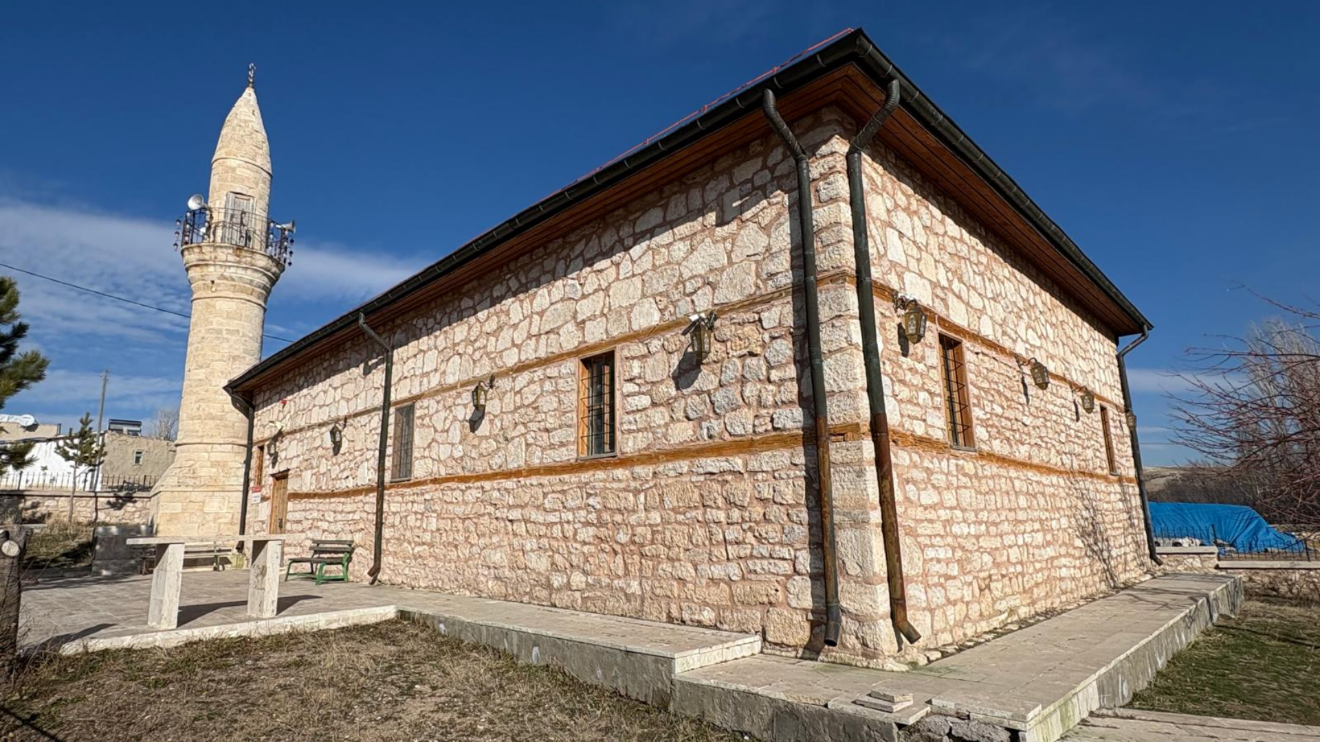 Ulaş Acıyurt Köyü Camii