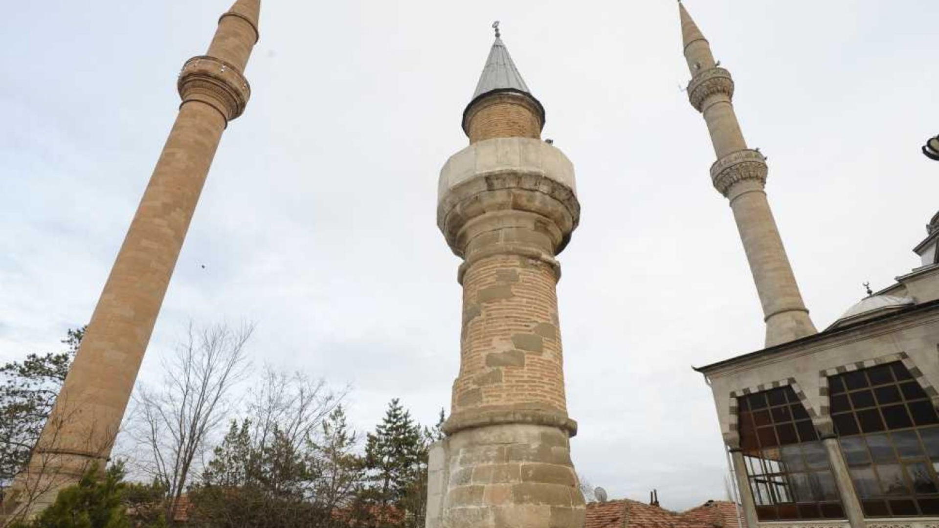 Merkez Camii (Şahruh Camii)