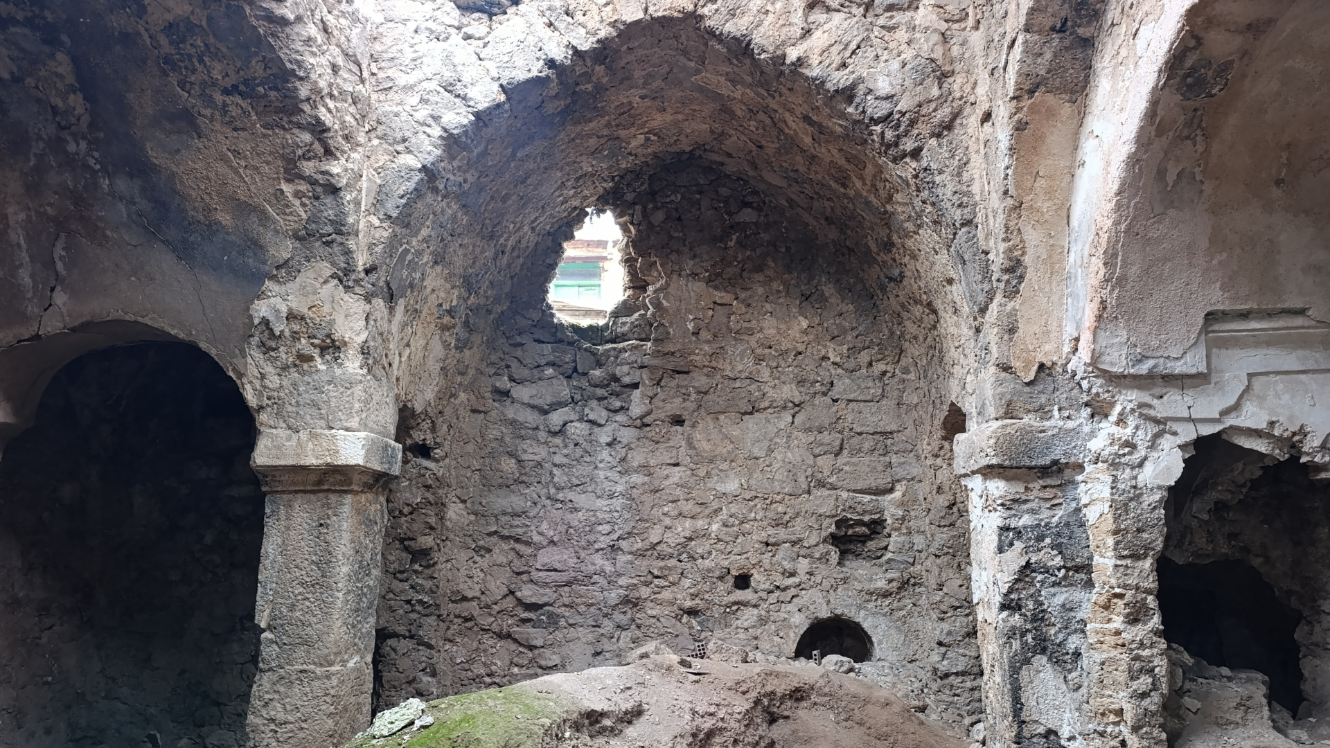 Hafik Düzyayla Köyü Tarihi Kilisesi