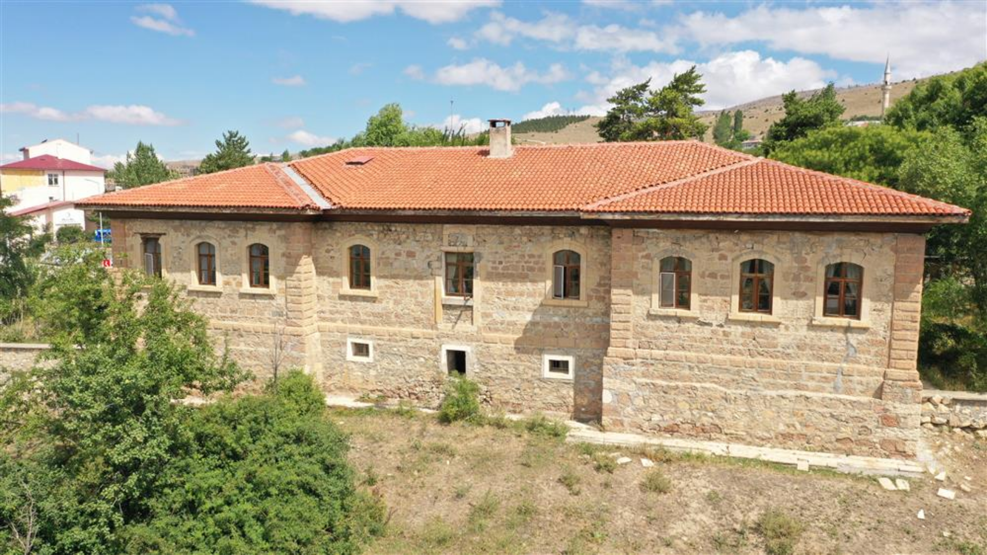 Taş Mektep (Gölova Kültür Sanat Evi)