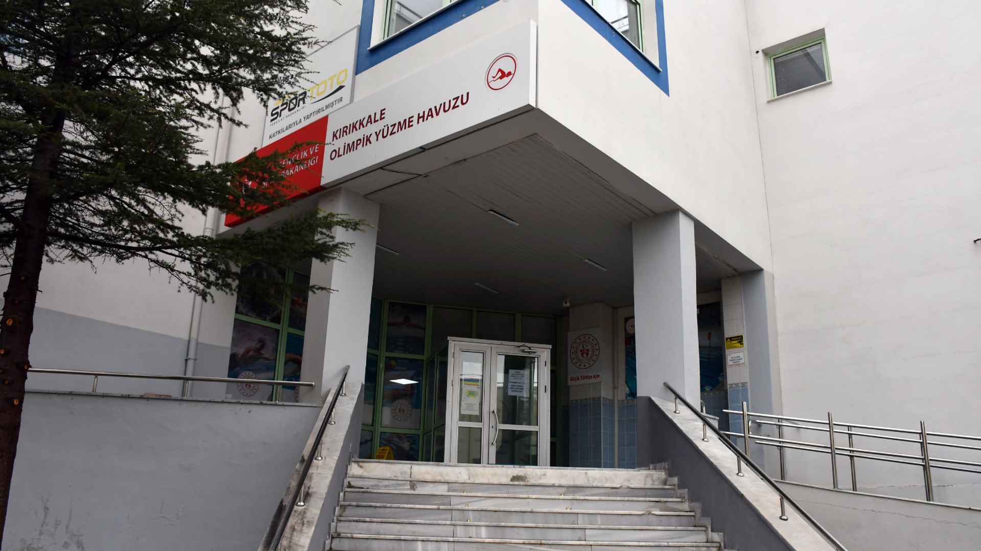 Olimpik Yüzme Havuzu