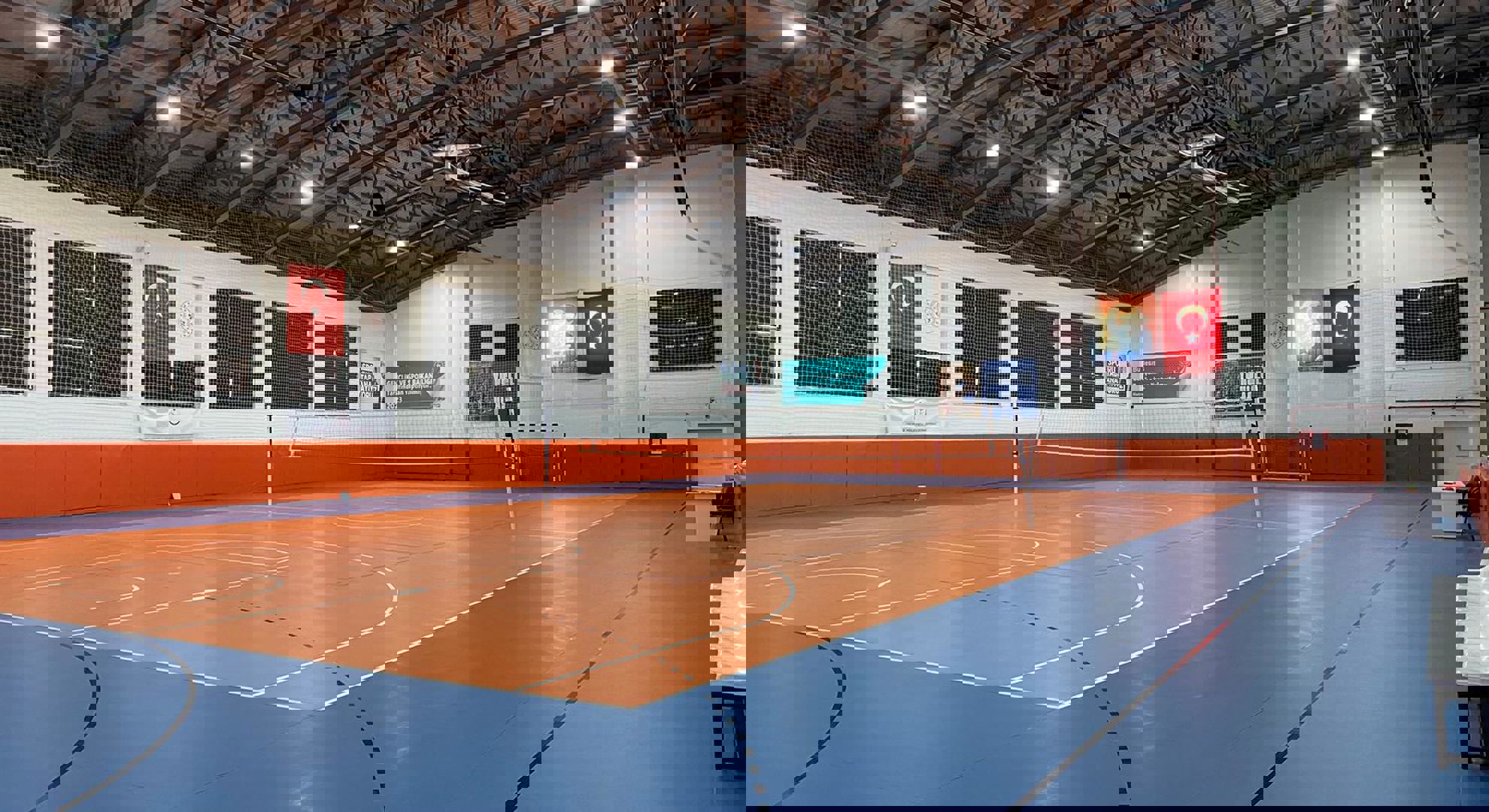 Acıpayam Spor Salonu