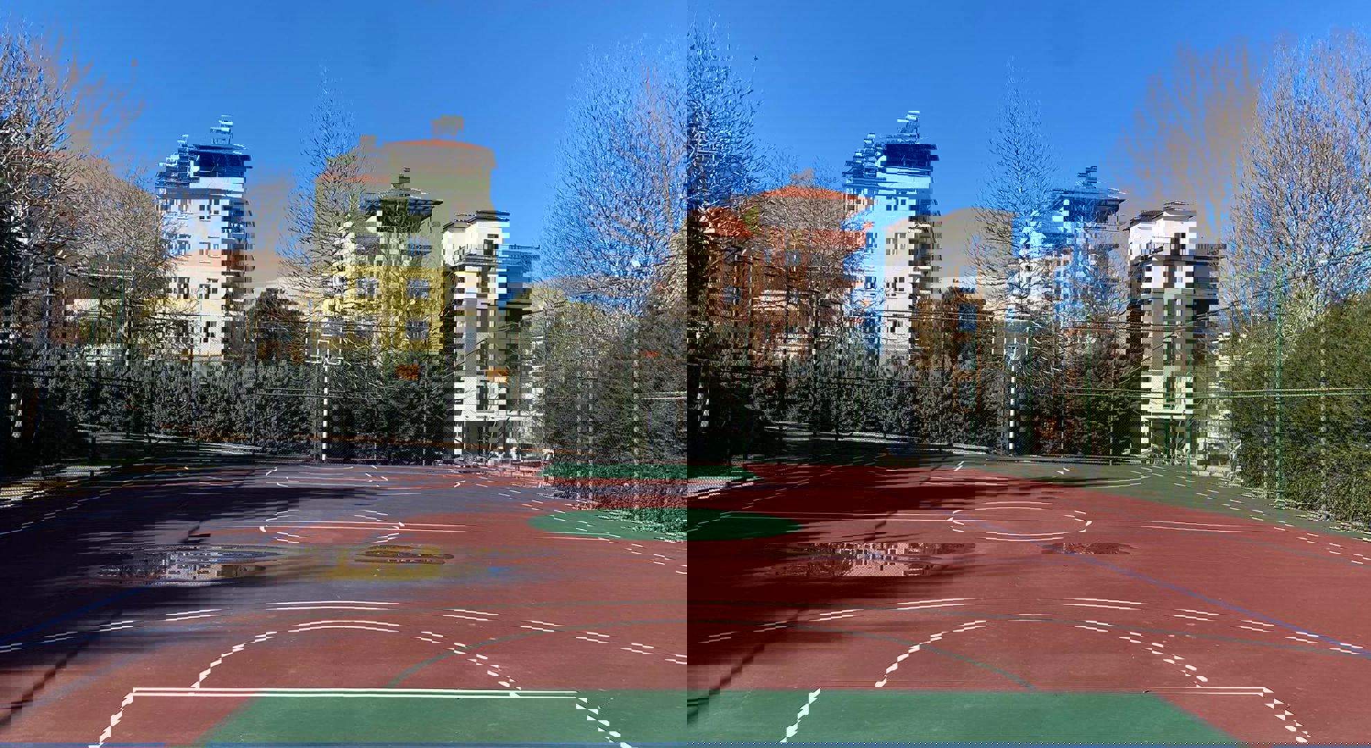 Acıpayam Basketbol Sahası