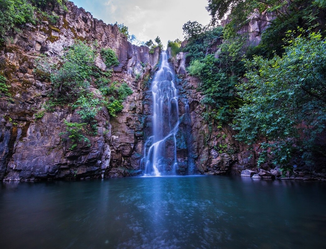 Çermik Şeyhandede Şelalesi Tabiat Parkı