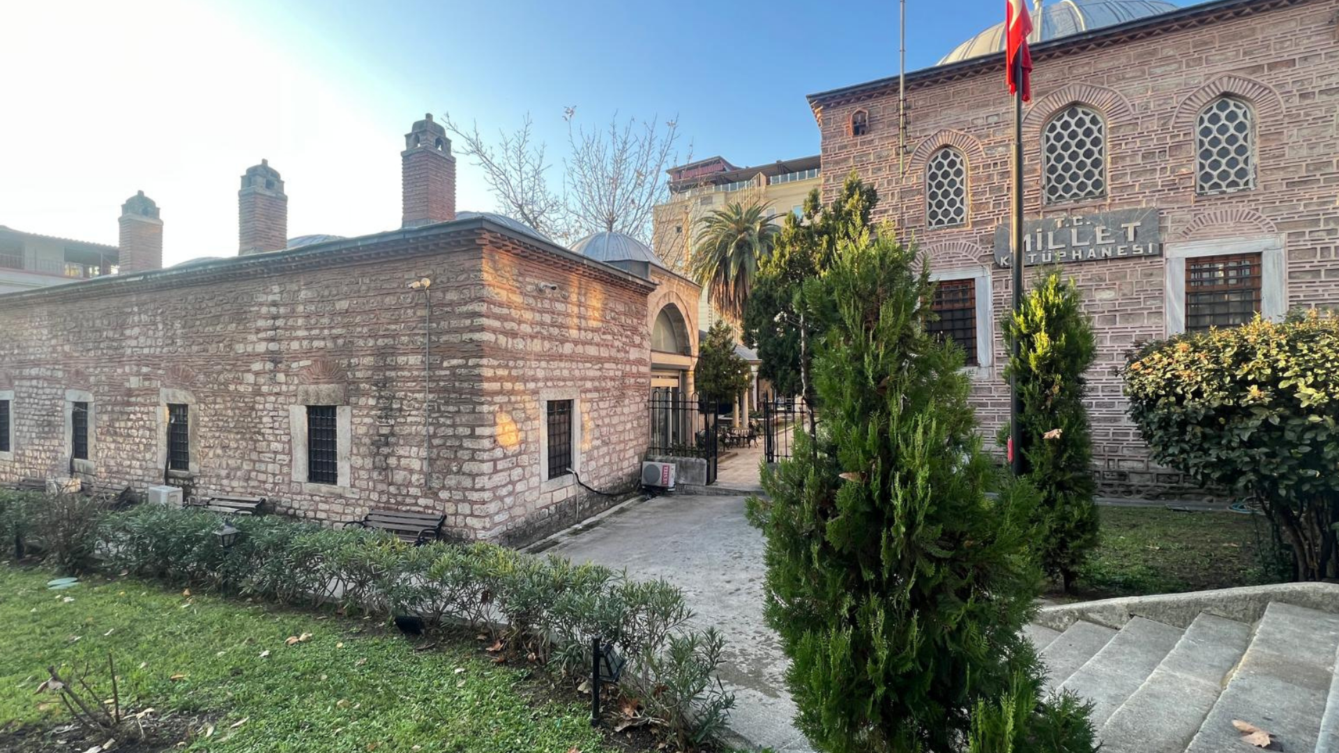 Millet Yazma Eser Kütüphanesi