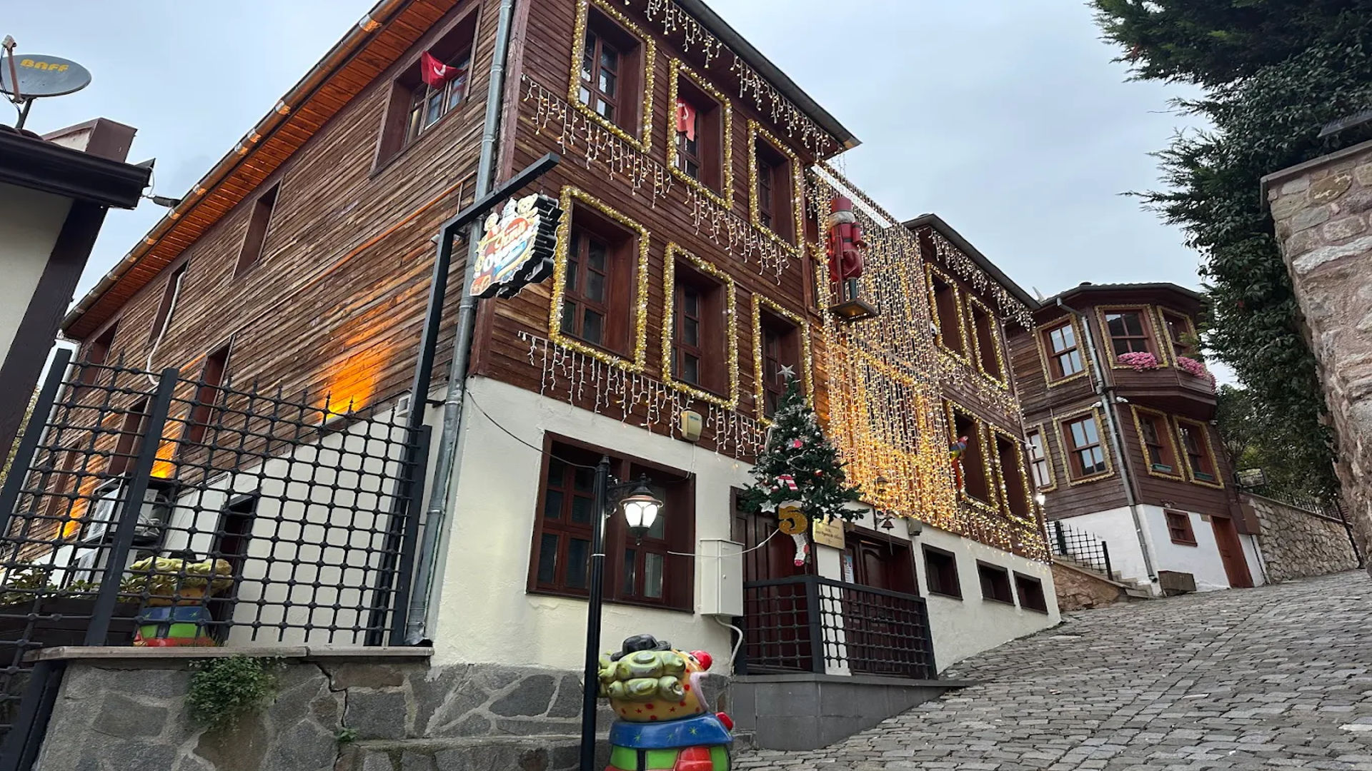 İzmit Belediyesi Oyuncak Müzesi