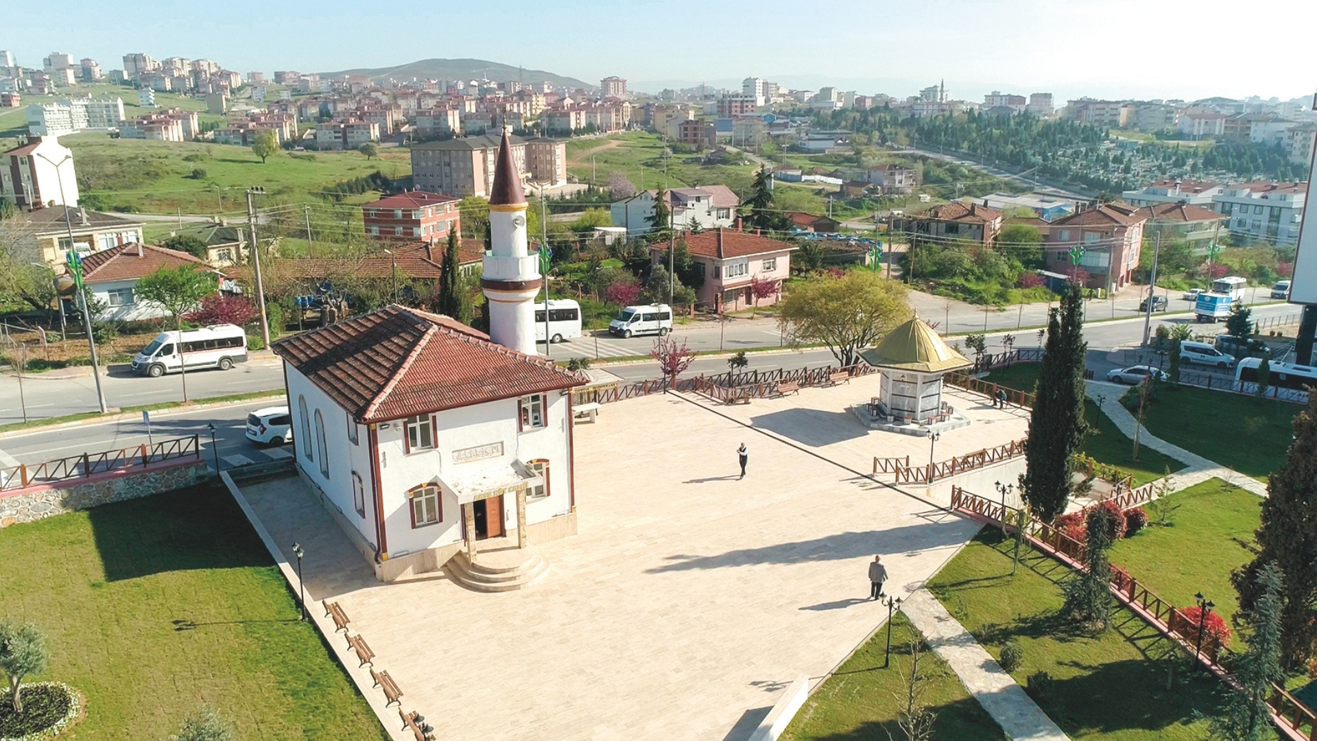 Çayırova Güzeltepe (Akse) Köyü Camii