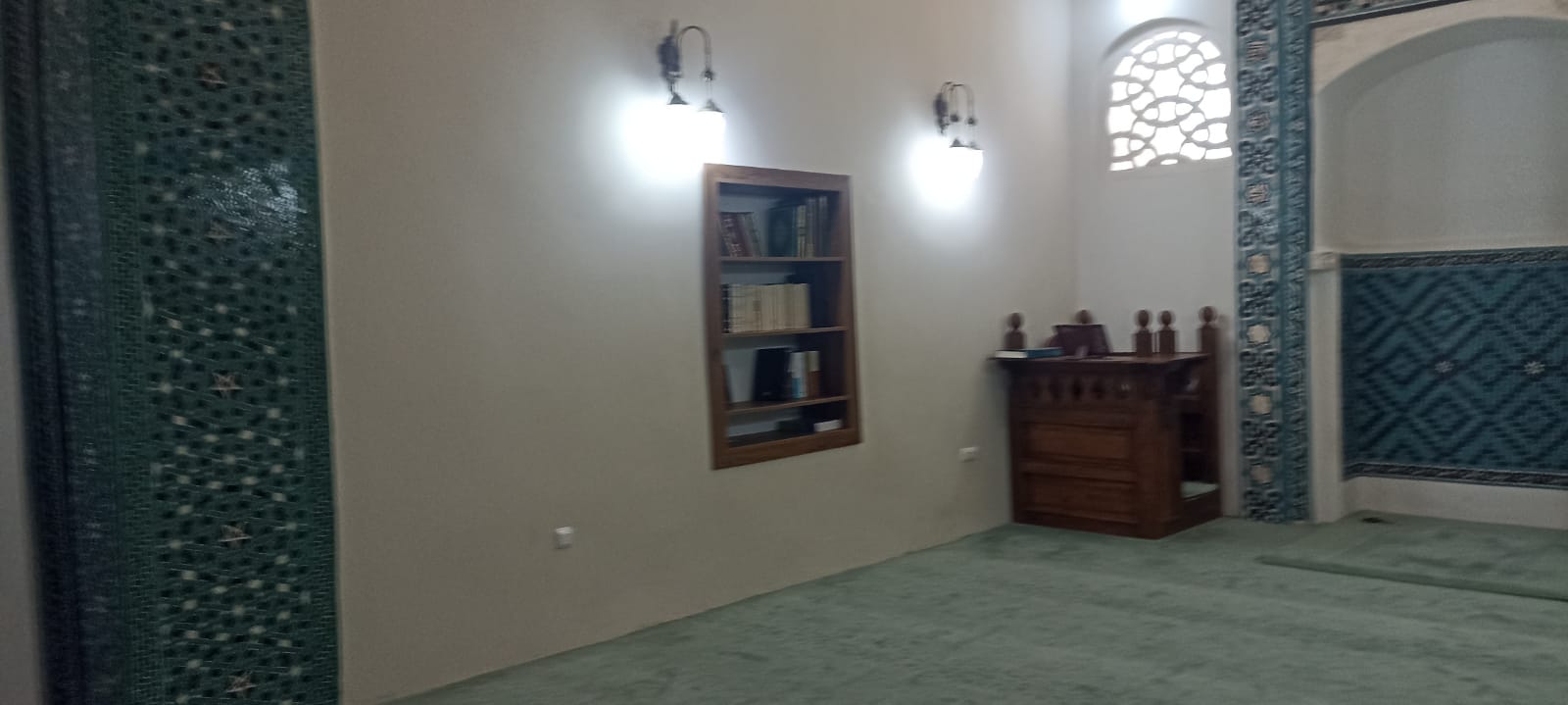 Çay Yusuf Bin Yakup Medresesi (Çay Taş Camisi)