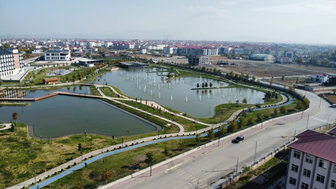 Iğdır Millet Bahçesi