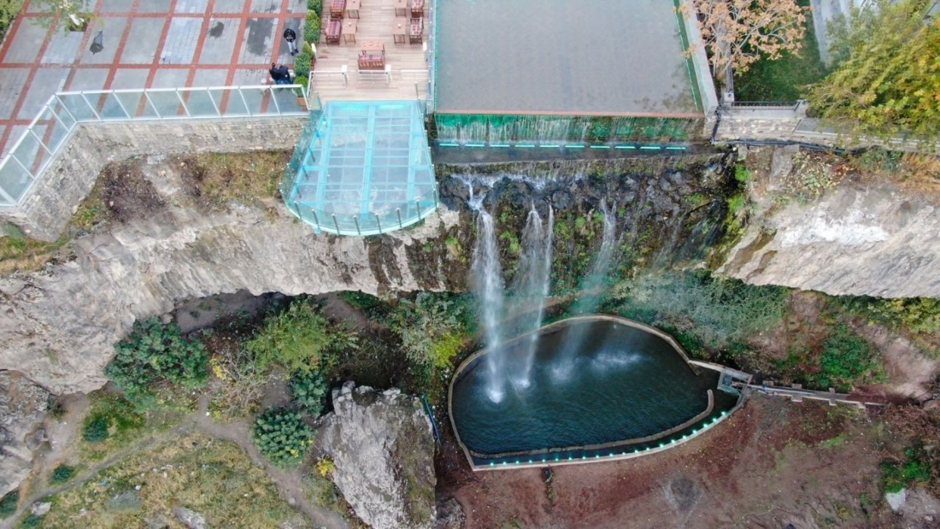 Fiskaya Şelalesi Camlı Teras