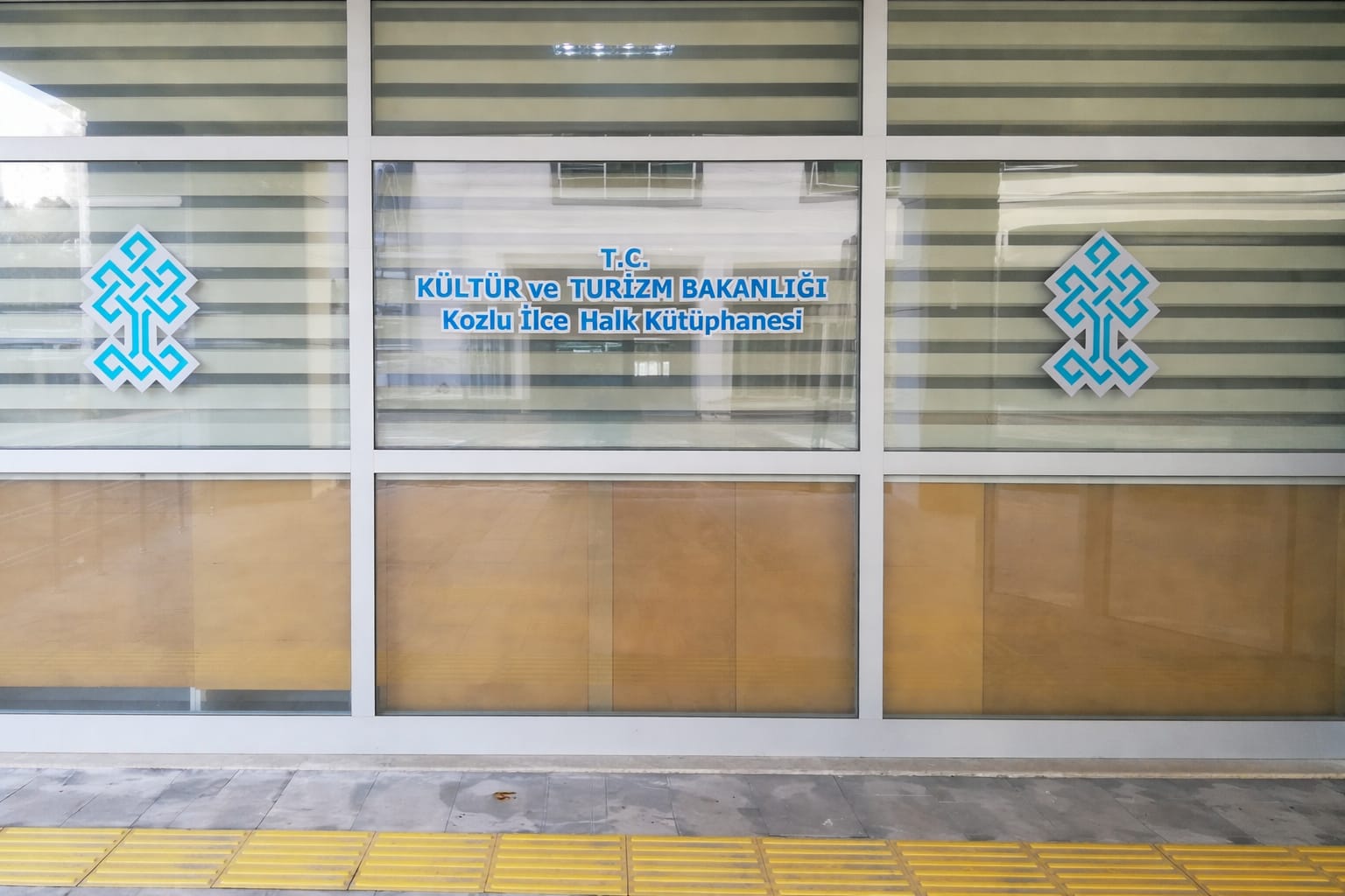 Kozlu İlçe Halk Kütüphanesi