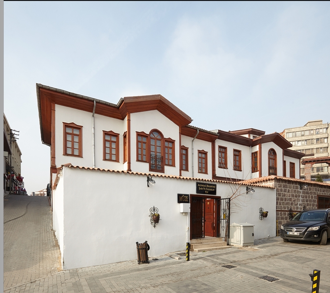 Şair Ve Yazarlar Evi Müzesi