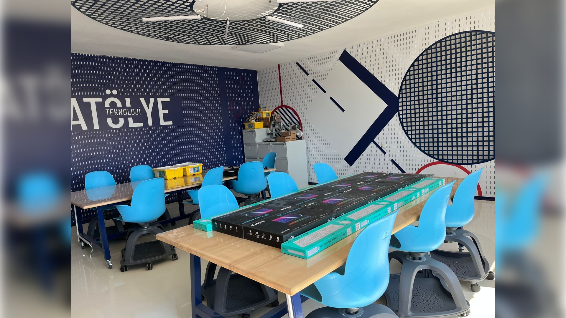 Demirci Bilim Merkezi