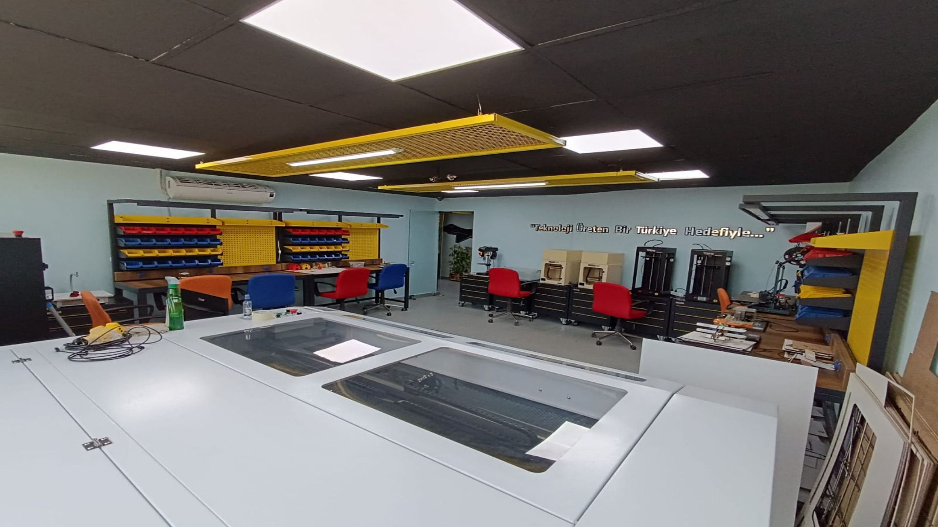 Elazığ Şehit Muammer Faruk Salgar Gençlik Merkezi Deneyap Atölyesi