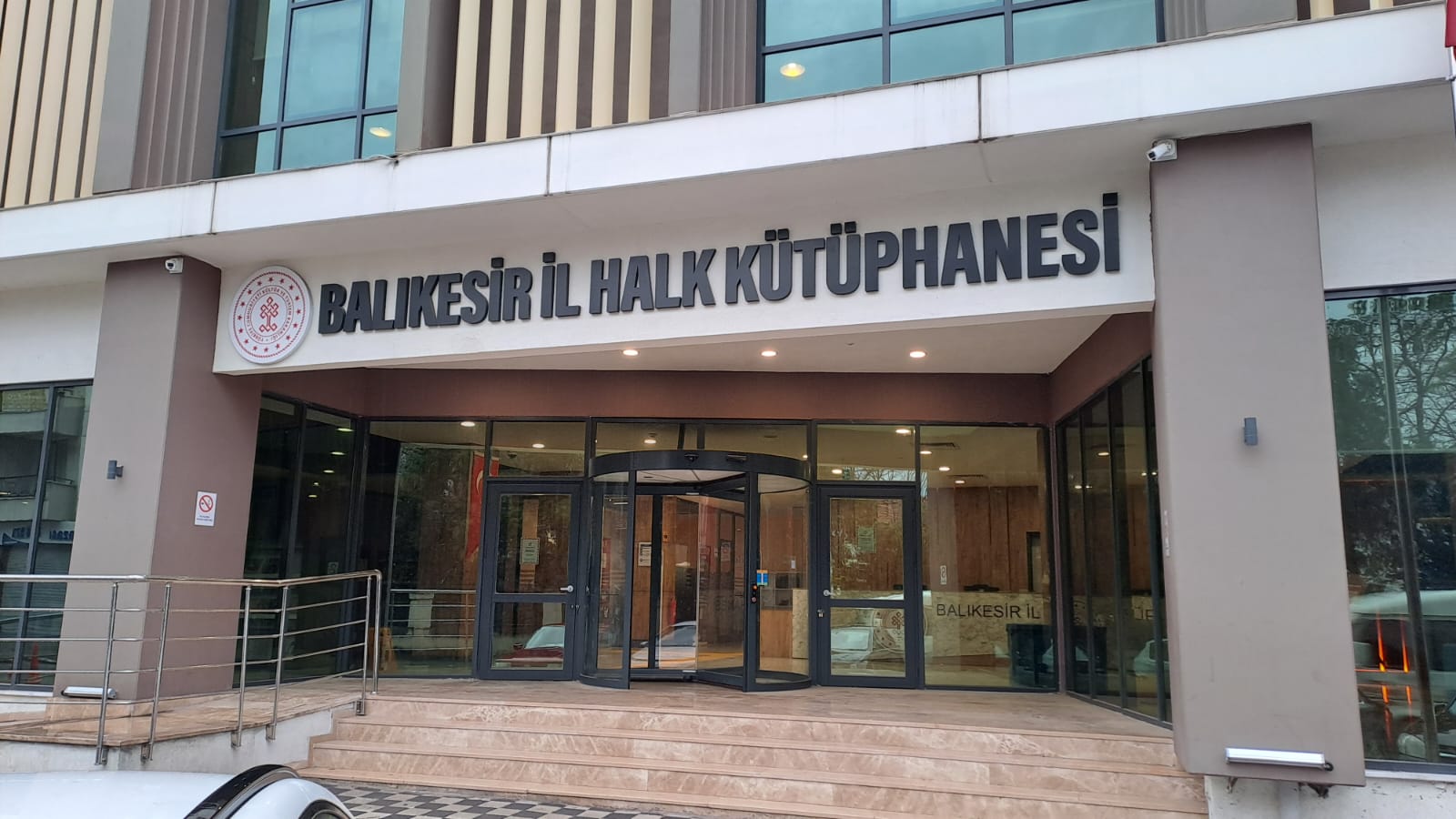 Balıkesir İl Halk Kütüphanesi